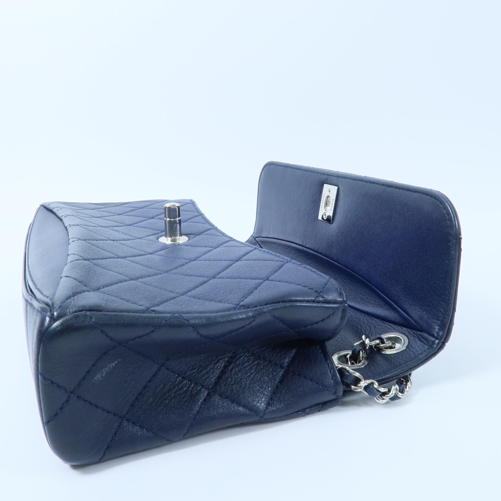 CHANEL 牛皮皮革Chain Shoulder鏈帶肩背袋