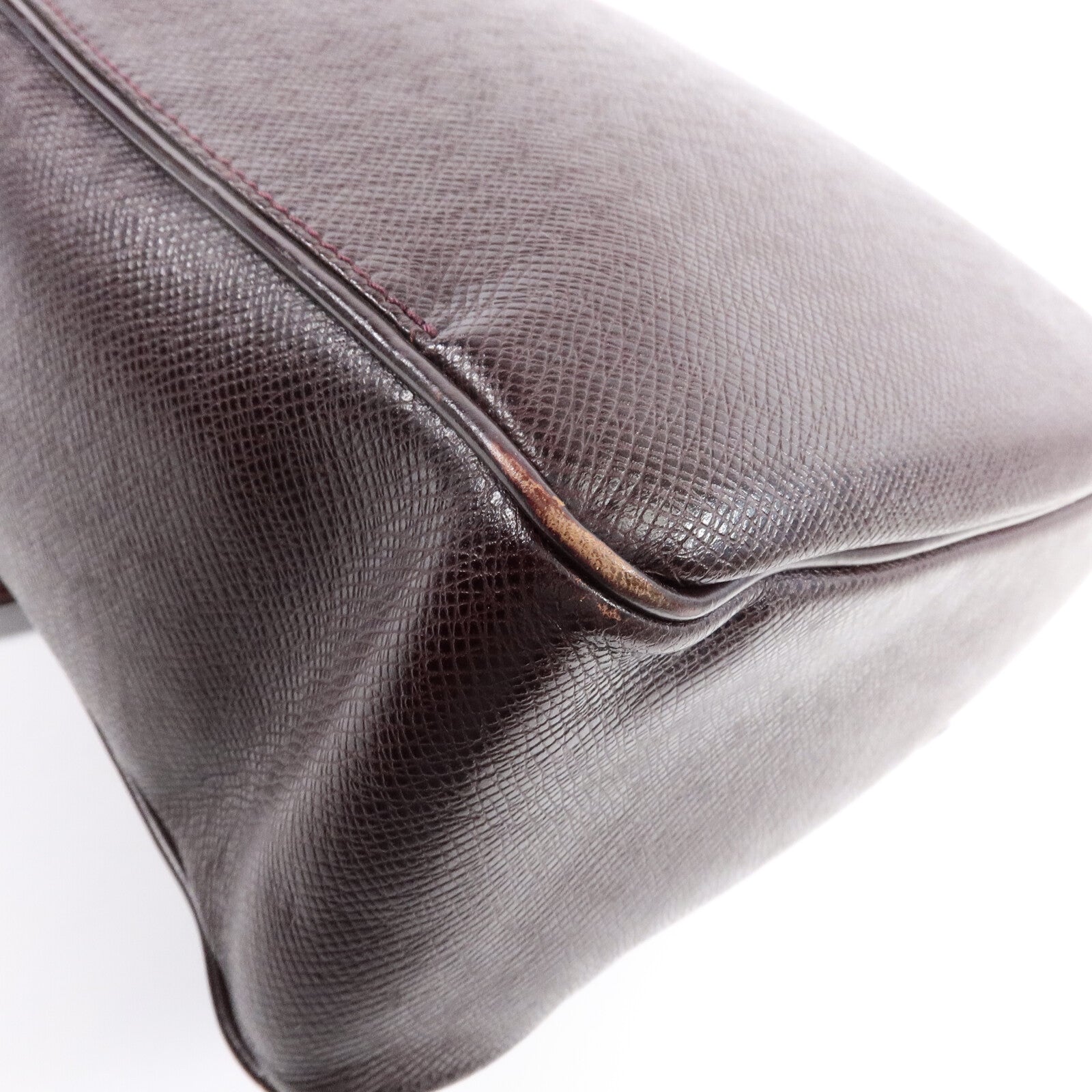 LOUIS VUITTON Taiga Yaranga肩背袋