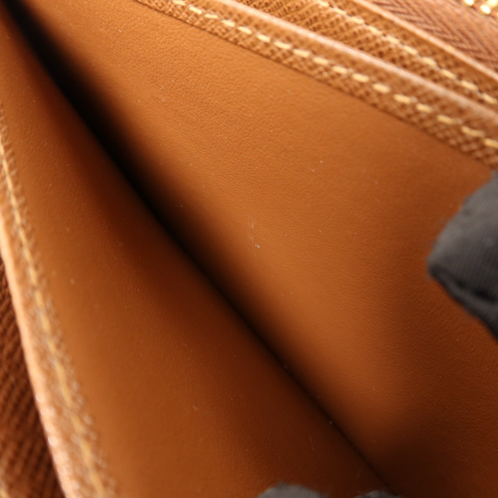 LOUIS VUITTON Monogram Long Round Wallet金扣長錢包