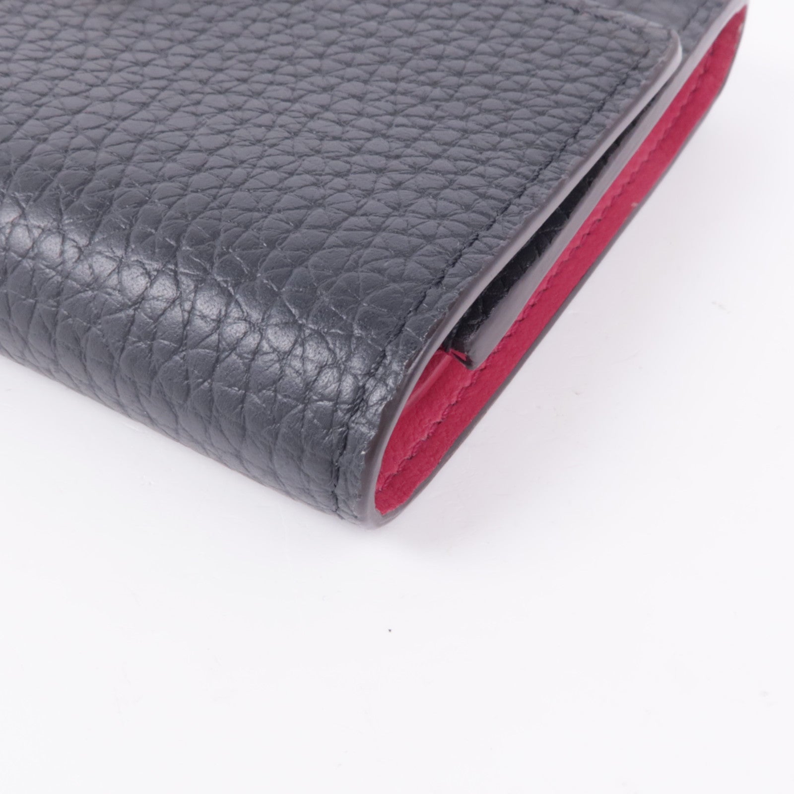 LOUIS VUITTON 【激減優惠】牛皮皮革Capucines Compact Wallet金扣錢包