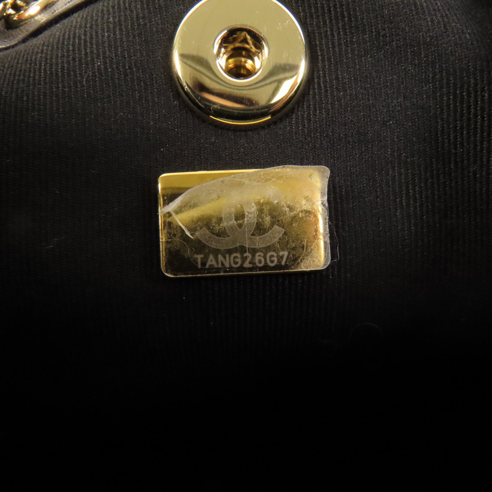 CHANEL 【激減優惠】牛皮皮革Duma Backpack金扣背包