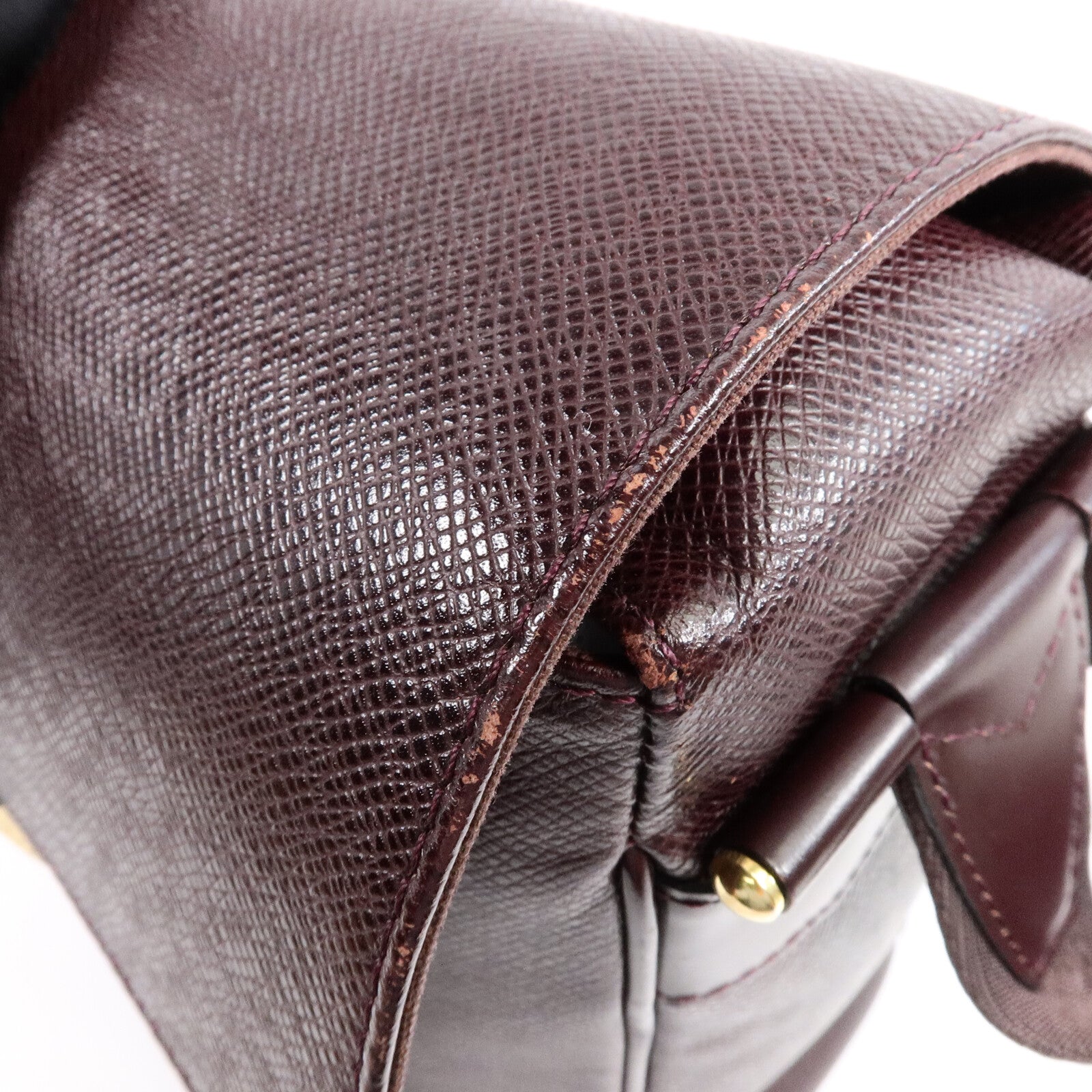 LOUIS VUITTON Taiga Yaranga肩背袋