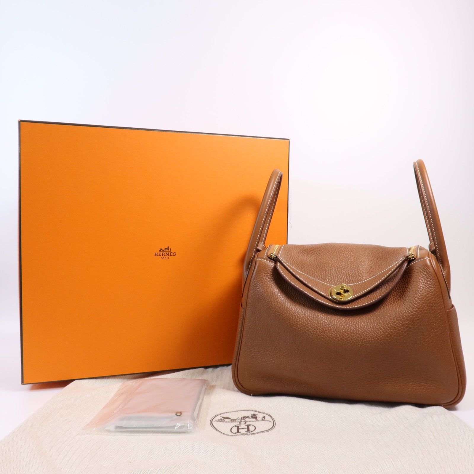 HERMES Clemence皮革Lindy 26金扣手挽肩背兩用袋Gold