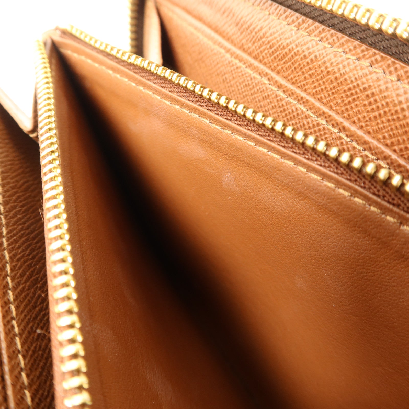 LOUIS VUITTON Monogram Long Round Wallet金扣長錢包