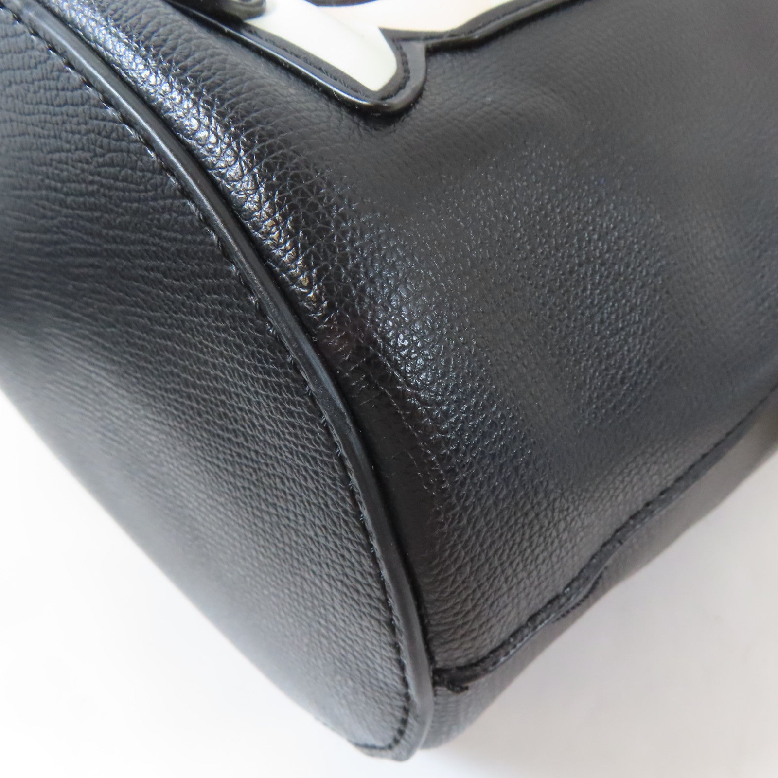 KARL LAGERFELD 牛皮皮革Karl Lagerfeld 2 Way Bucket Bag銀扣手挽肩背兩用袋黑色