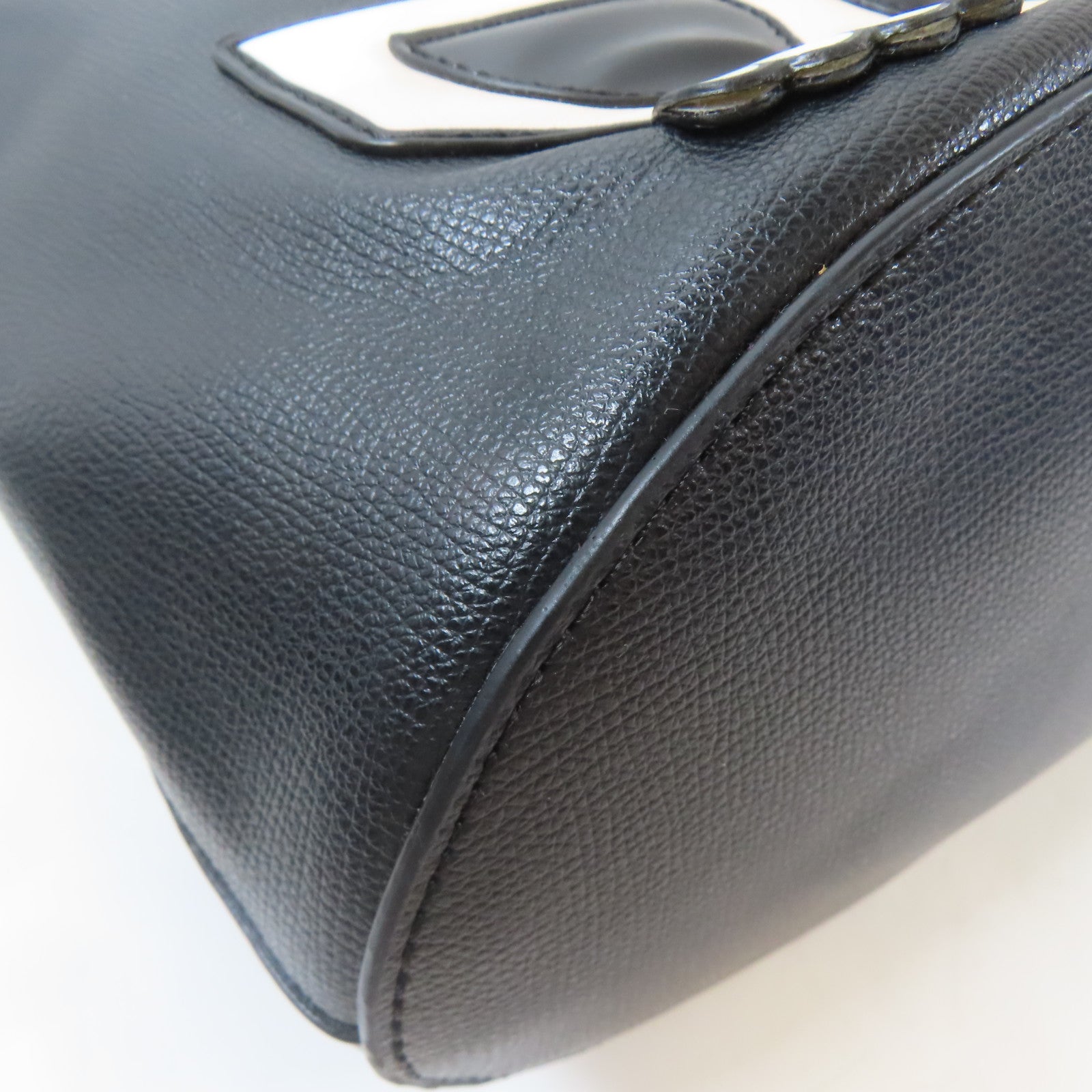 KARL LAGERFELD 牛皮皮革Karl Lagerfeld 2 Way Bucket Bag銀扣手挽肩背兩用袋黑色
