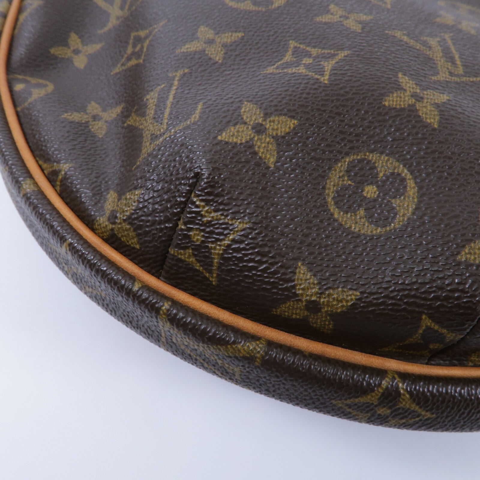 LOUIS VUITTON Monogram Croissant GM肩背袋
