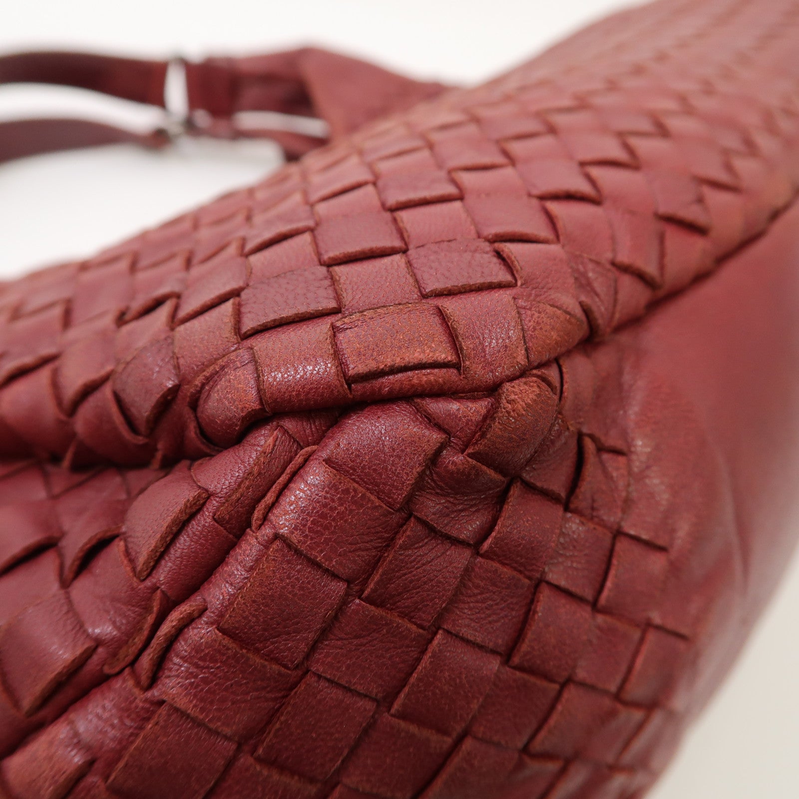 BOTTEGA VENETA 織紋皮革Campana Shoulder Bag銀扣肩背袋紅色