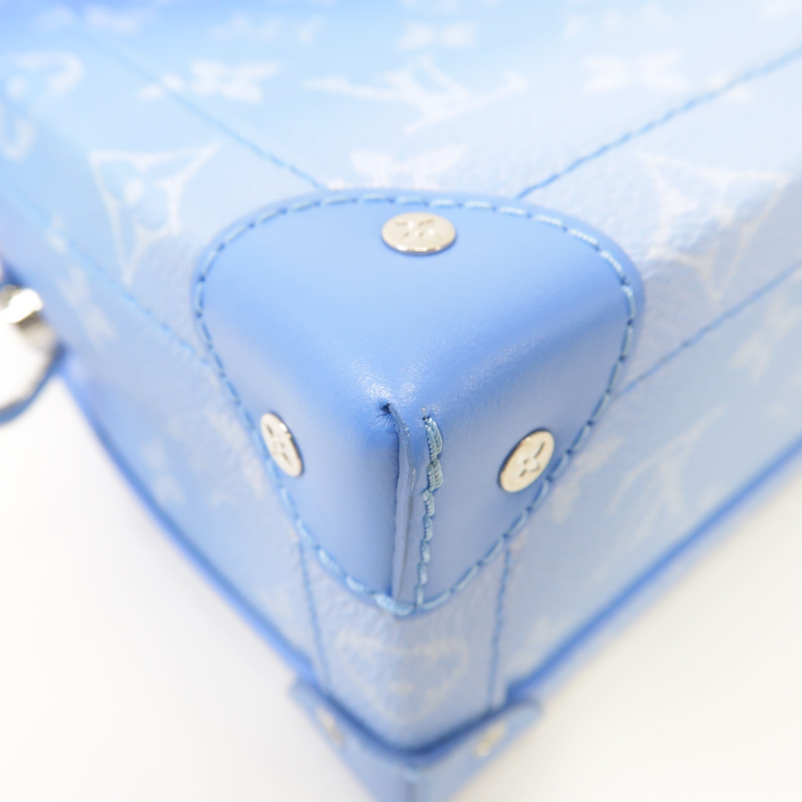 LOUIS VUITTON Monogram Clouds Soft Trunk銀扣肩背袋藍色