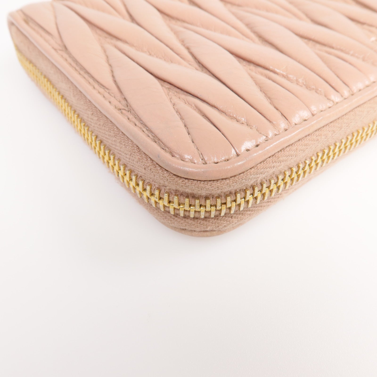 Miu Miu 【激減優惠】牛皮皮革long Wallet 金扣長錢包