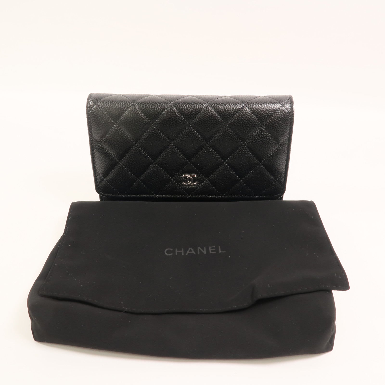 CHANEL 牛皮皮革WOC Wallet On Chain鏈帶肩背袋