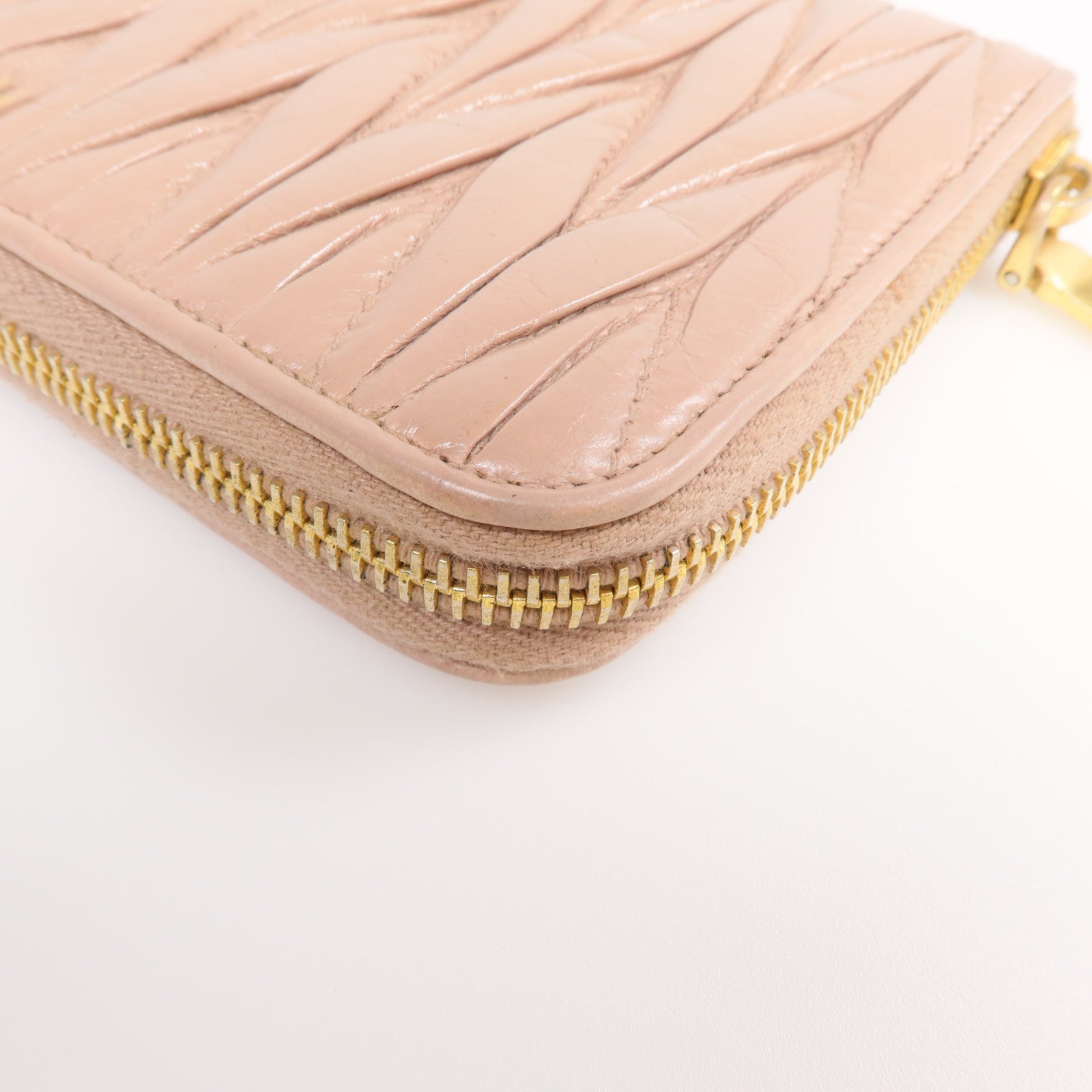 Miu Miu 【激減優惠】牛皮皮革long Wallet 金扣長錢包