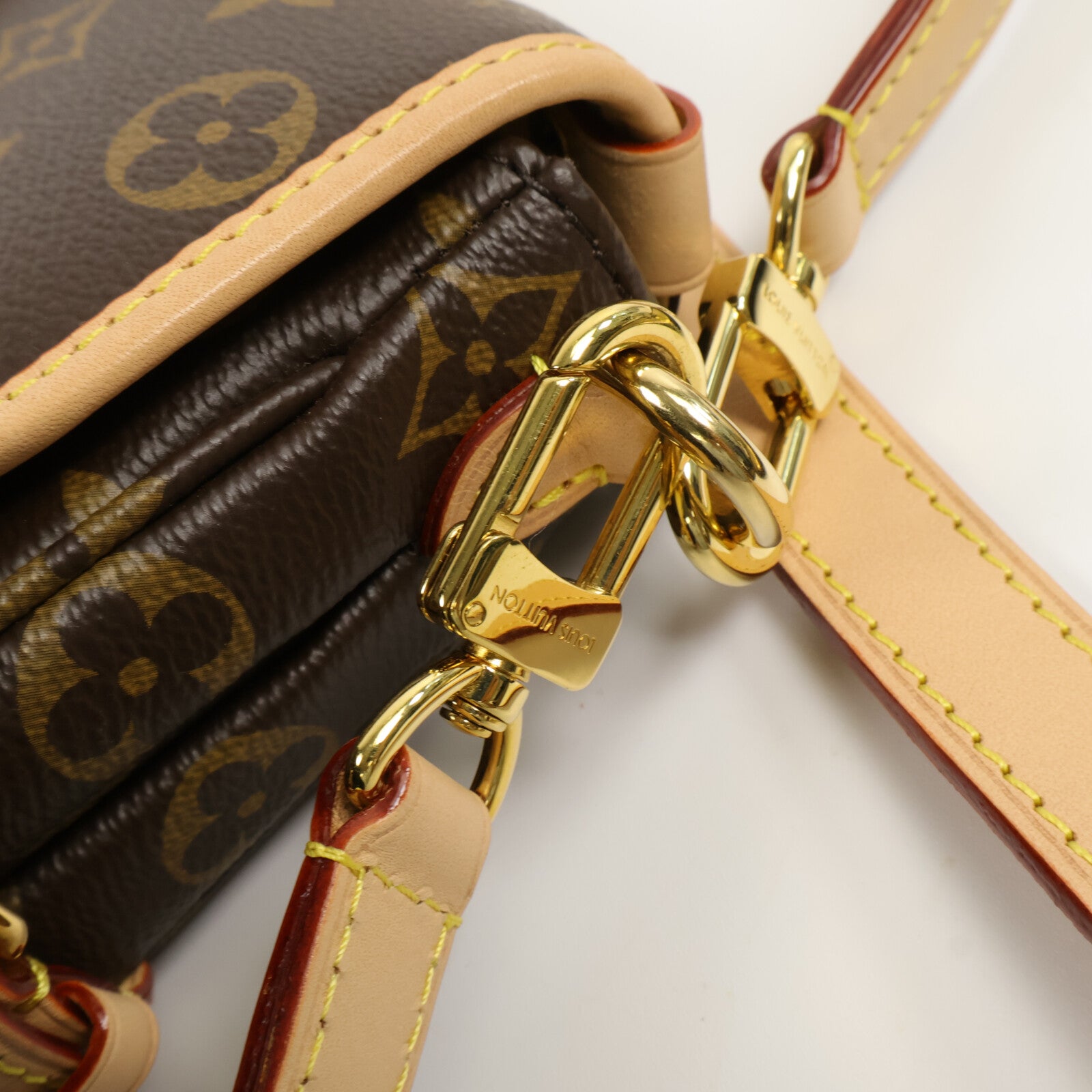LOUIS VUITTON Monogram Saumur BB手挽肩背兩用袋