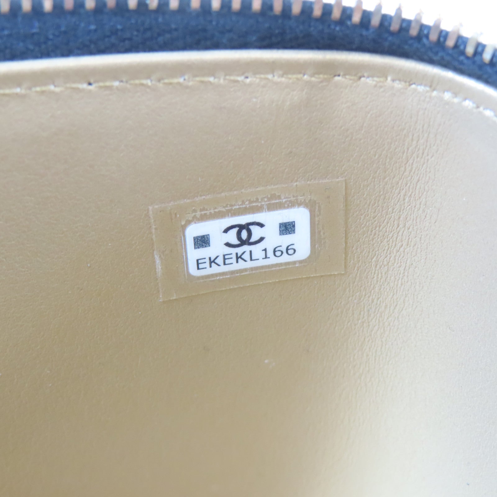 CHANEL 菱格羊皮皮革Vanity Case金扣鏈帶肩背袋黑色