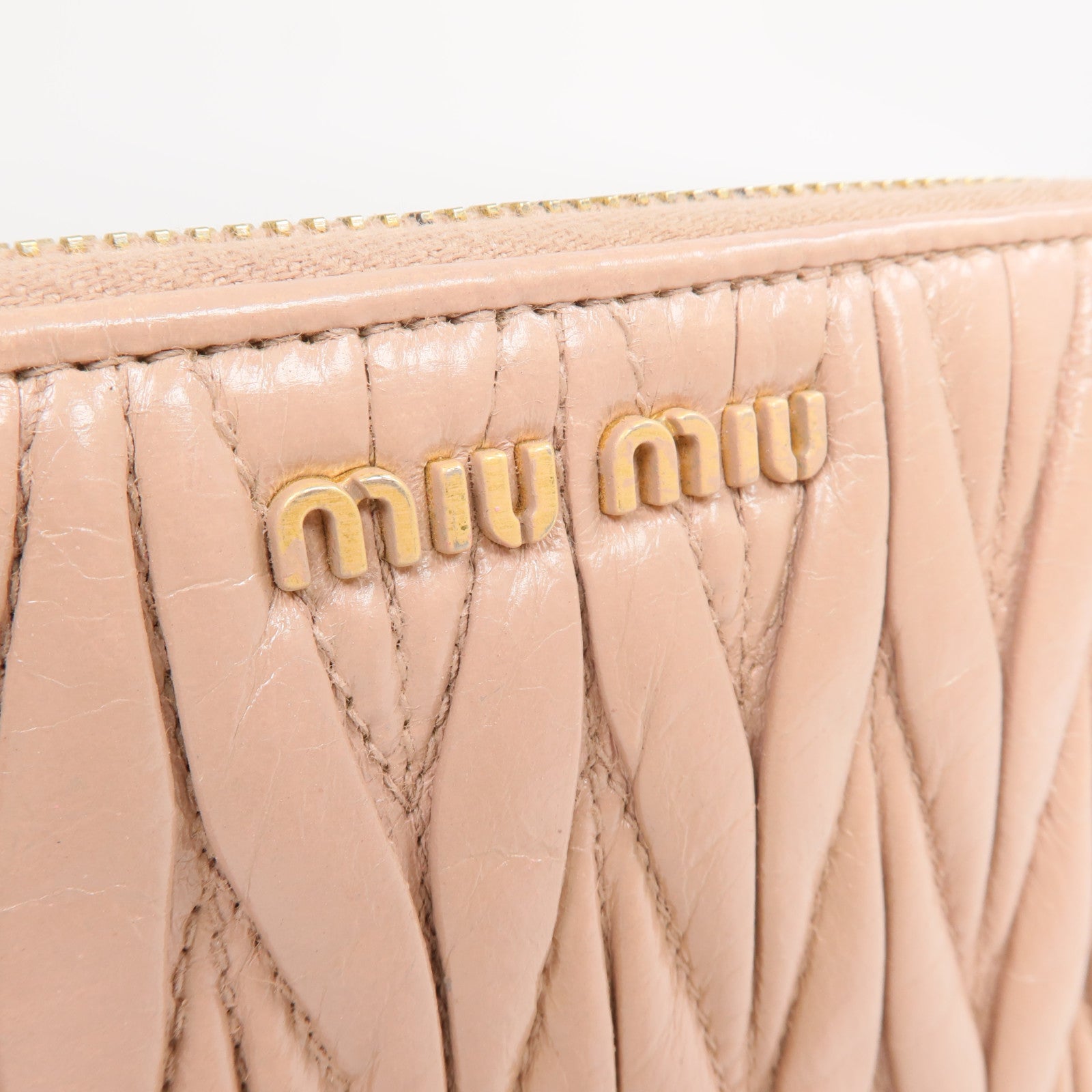 Miu Miu 【激減優惠】牛皮皮革long Wallet 金扣長錢包