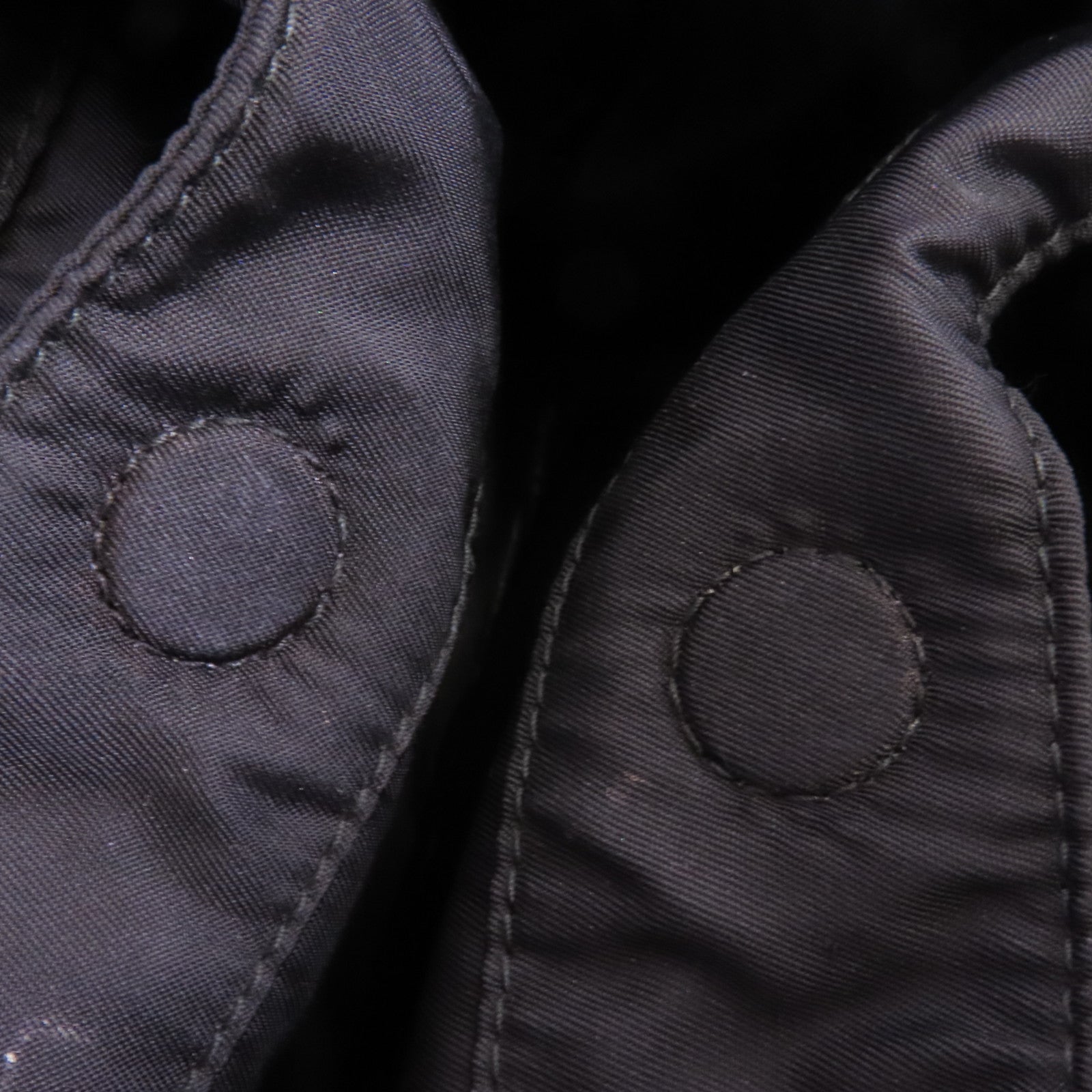 PRADA 尼龍Prada Soft Padded Mini手挽袋