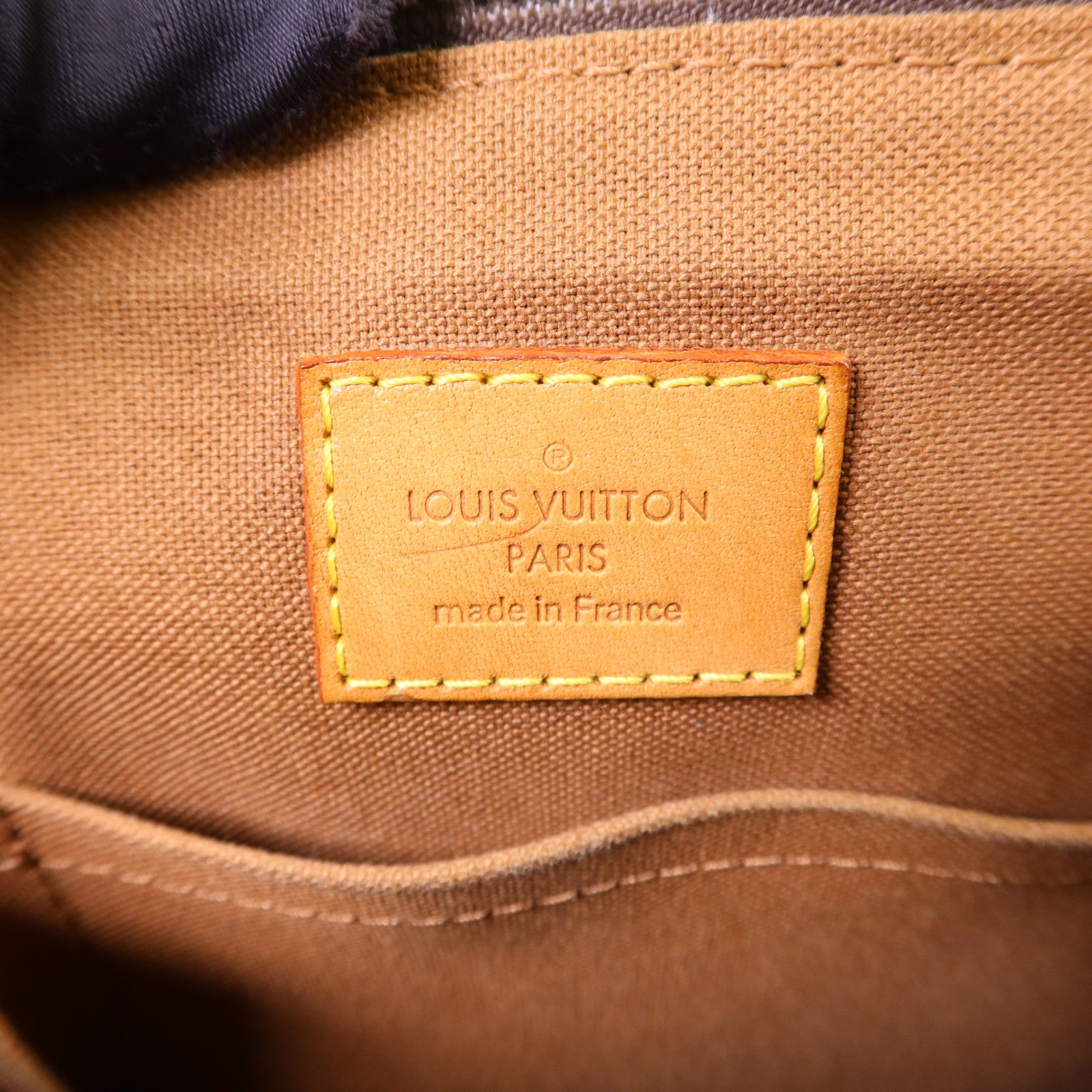 LOUIS VUITTON Monogram Popincourt Haut金扣肩背袋