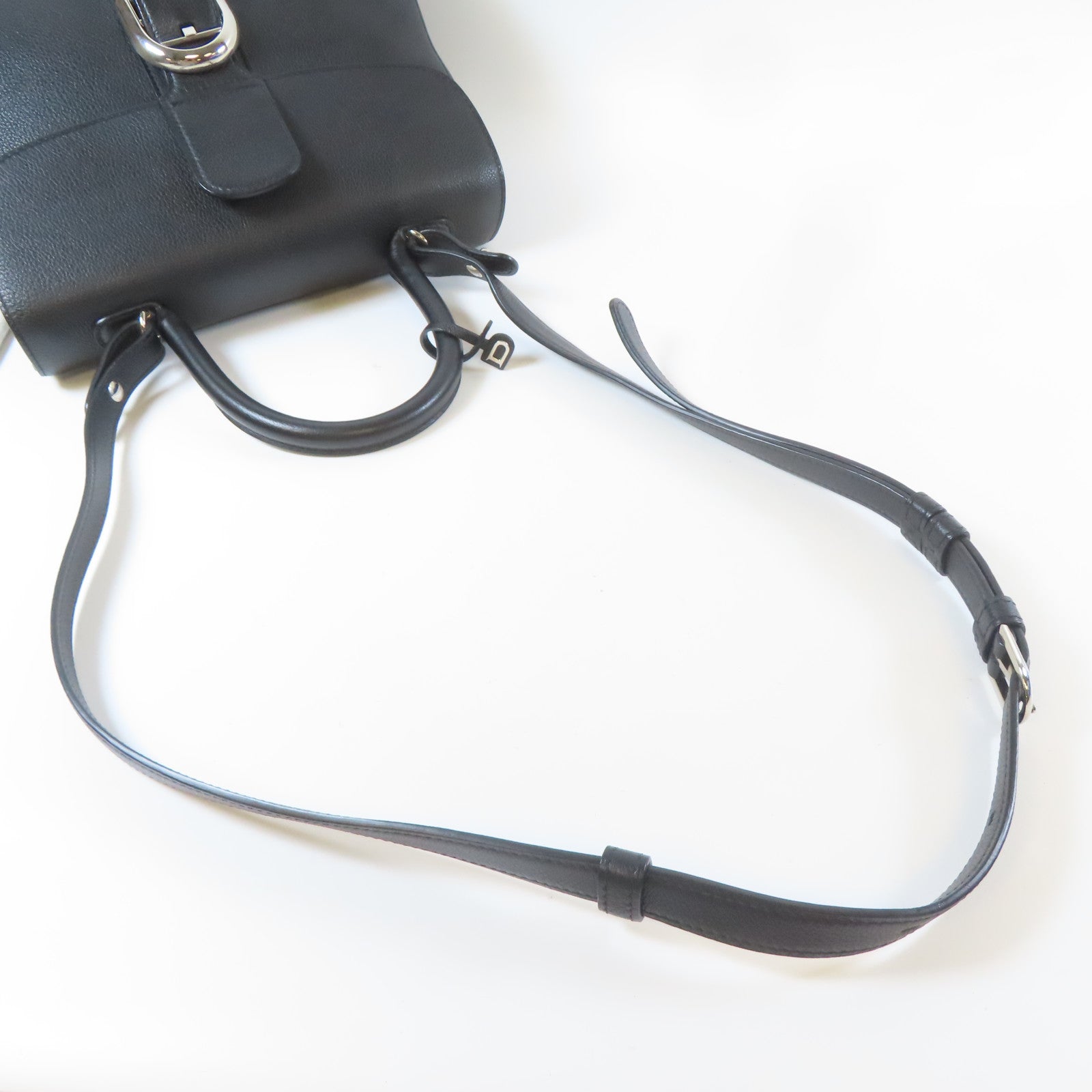 Delvaux 牛皮皮革Delaux Brillant MM銀扣手挽肩背兩用袋黑色