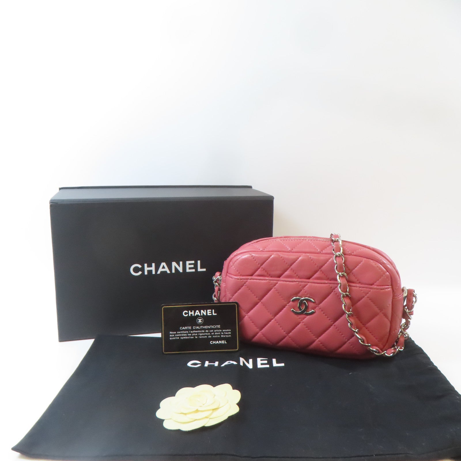 CHANEL 【激減優惠】菱格羊皮皮革Camera Bag銀扣鏈帶肩背袋粉紅色