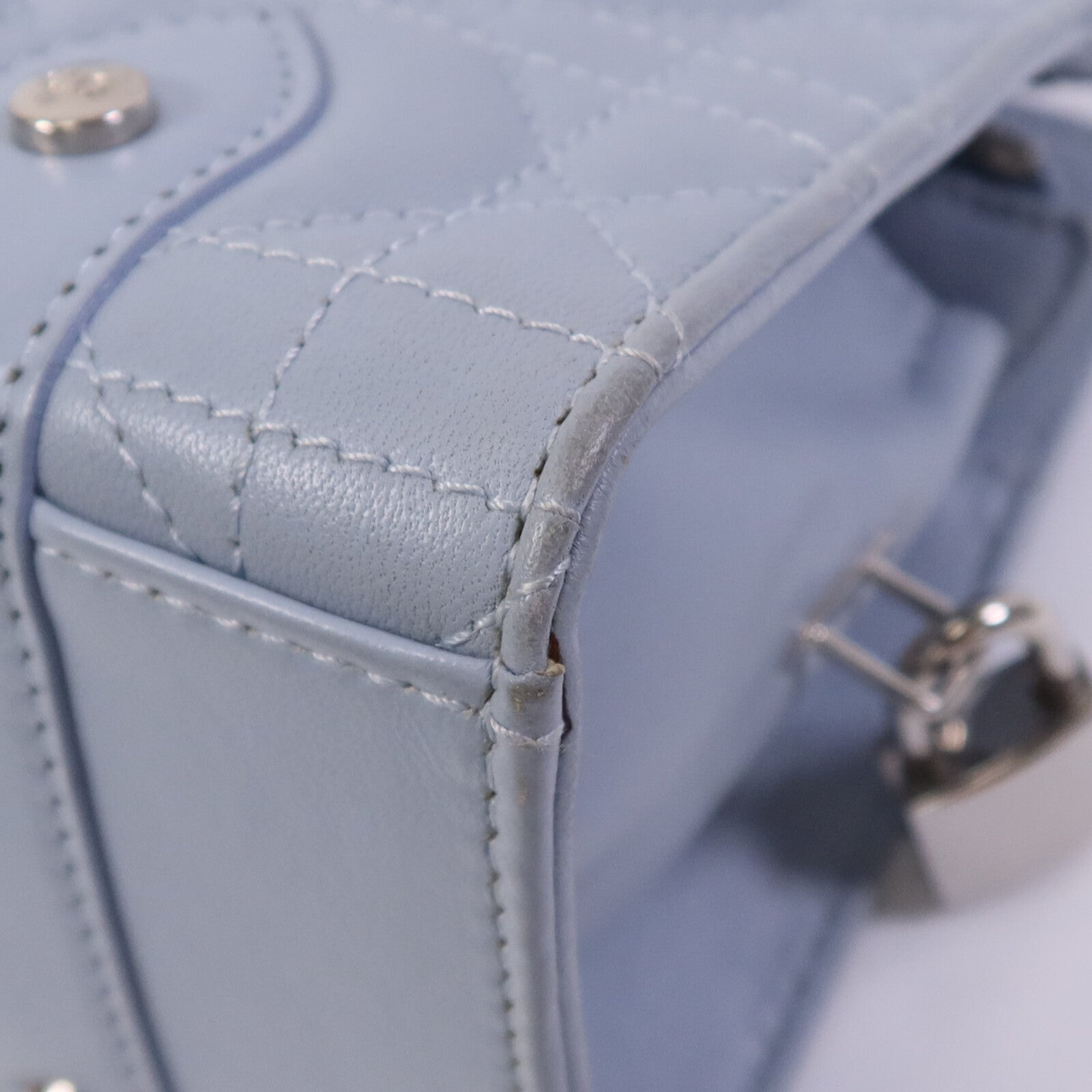 Dior 牛皮皮革Lady D-Joy銀扣肩背袋