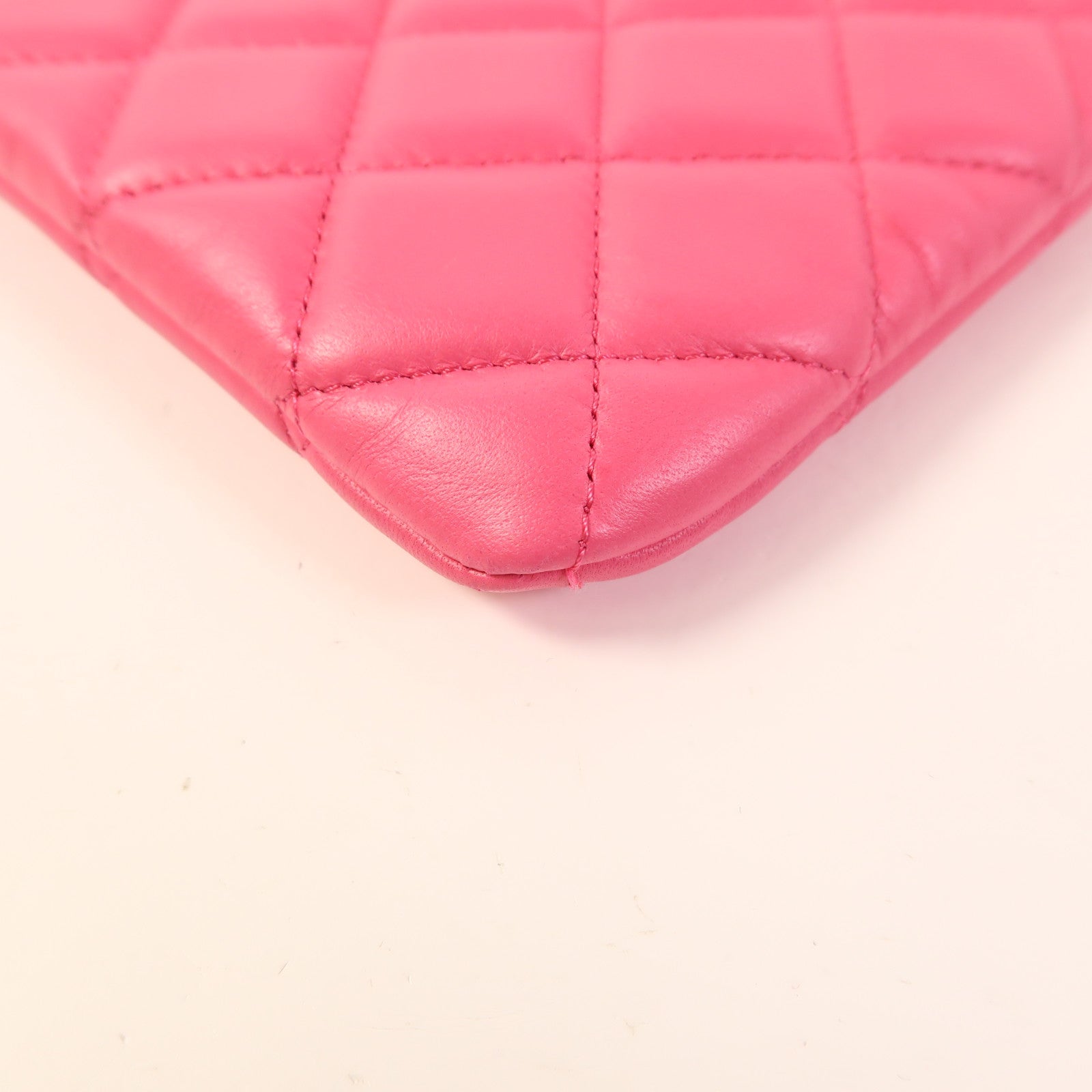 CHANEL 羊皮皮革Clutch Bag金扣手拿包