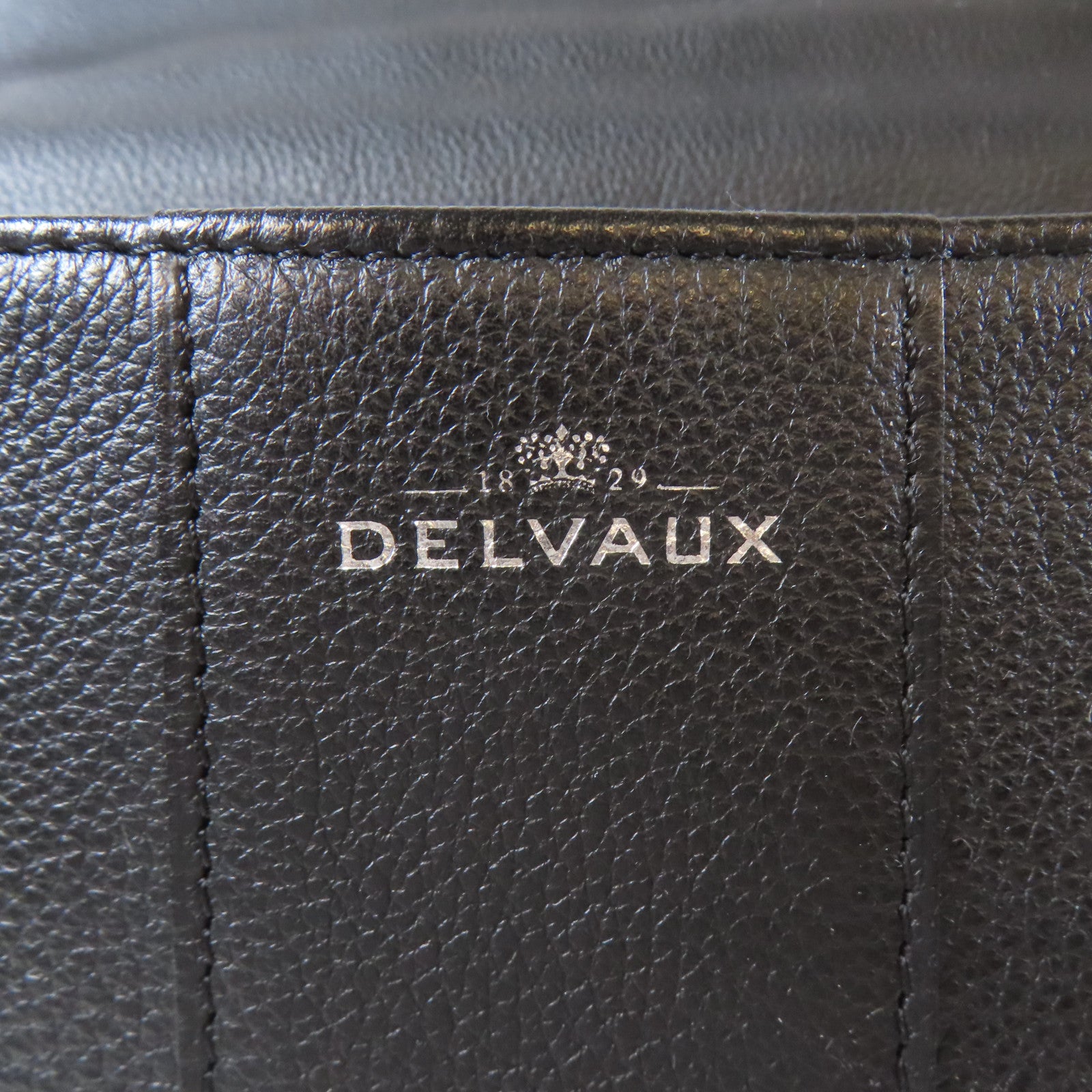 Delvaux 牛皮皮革Delaux Brillant MM銀扣手挽肩背兩用袋黑色