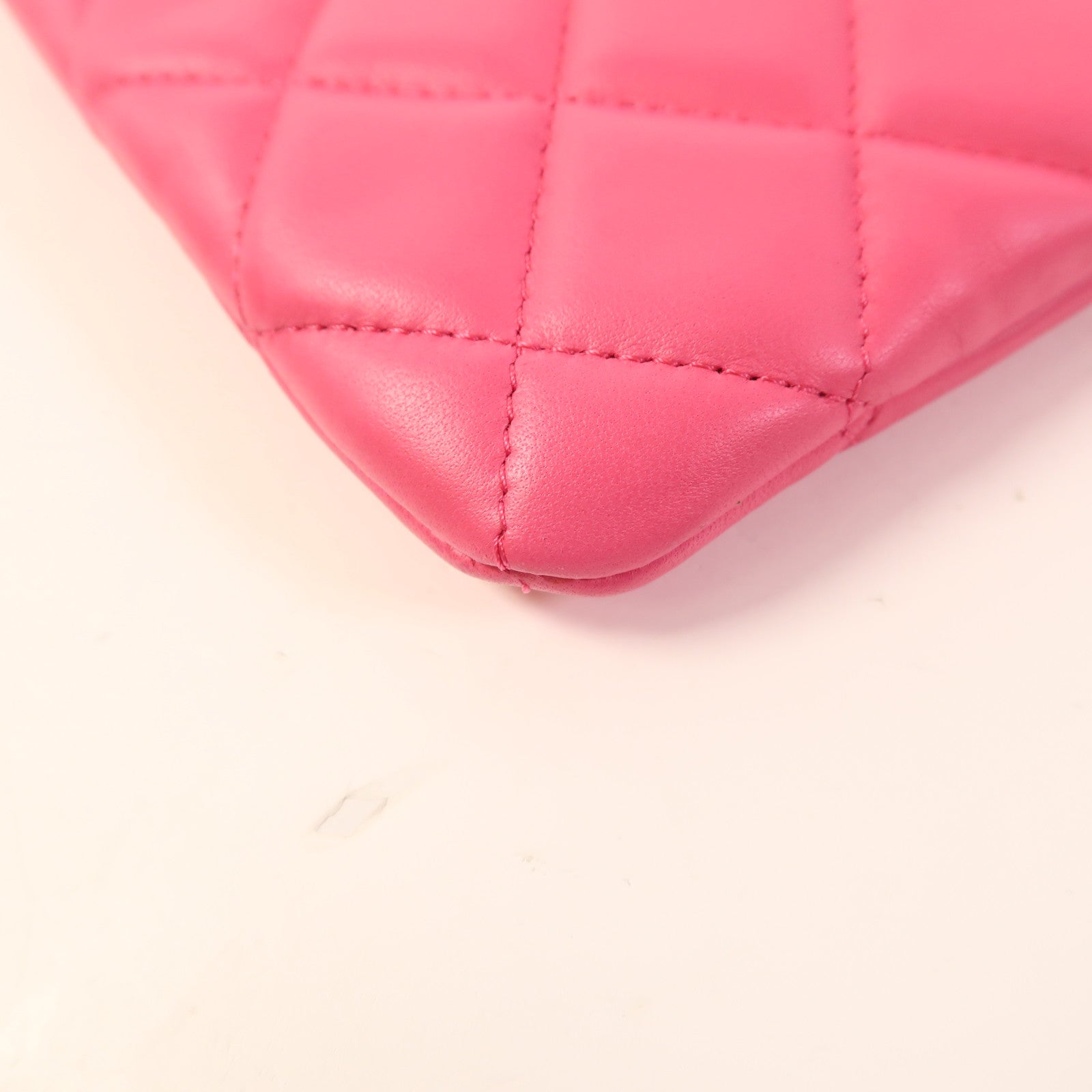 CHANEL 羊皮皮革Clutch Bag金扣手拿包