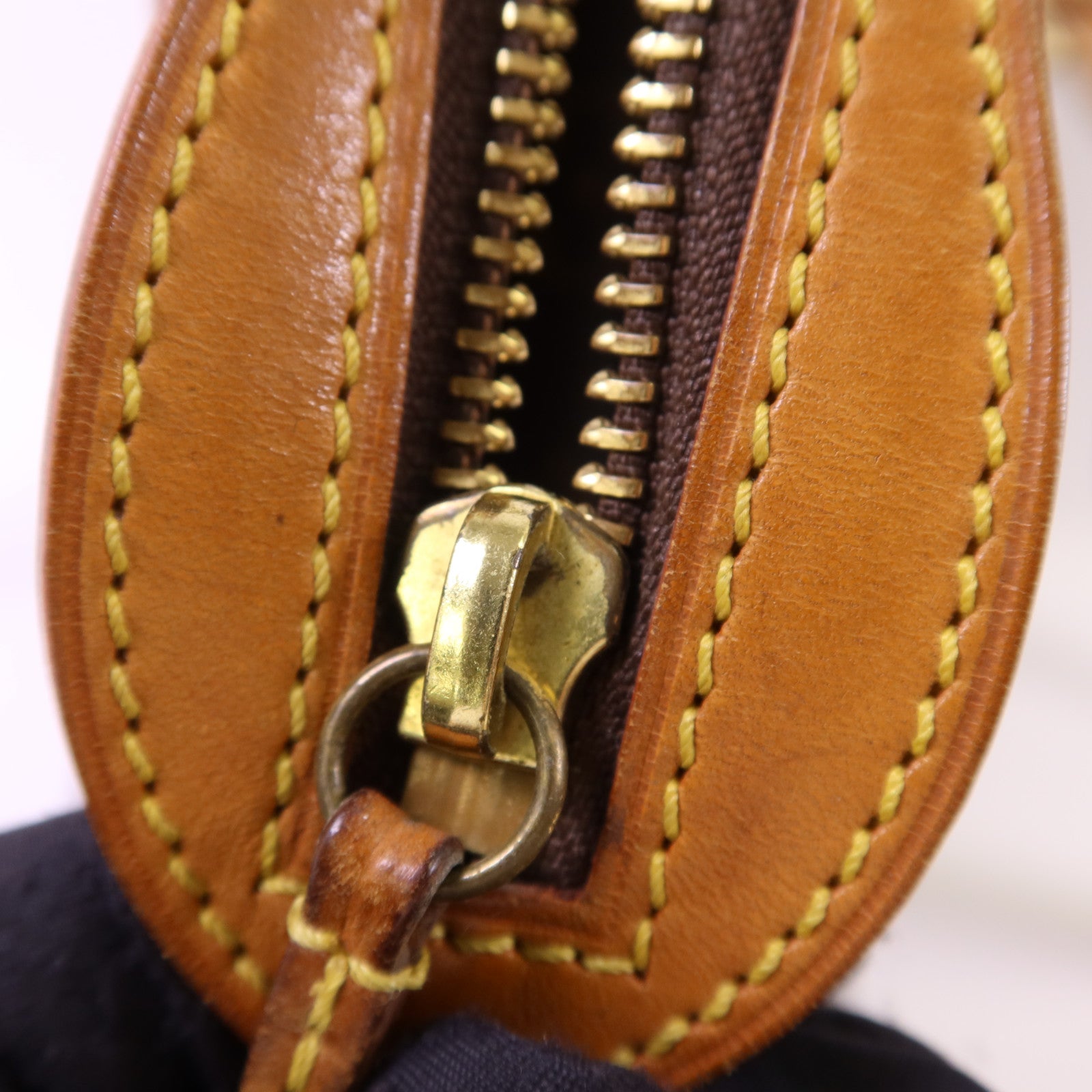 LOUIS VUITTON Monogram Popincourt Haut金扣肩背袋