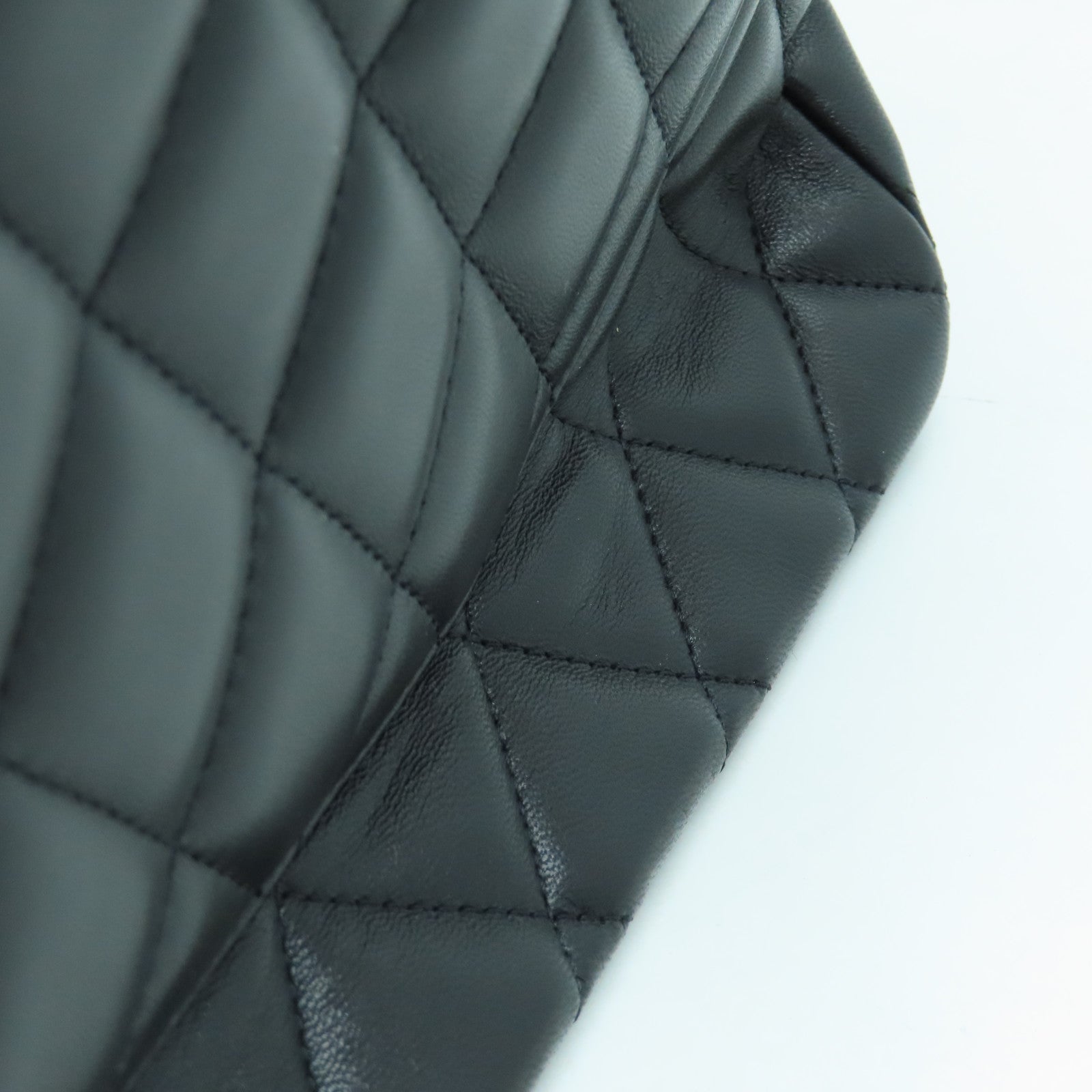 CHANEL 【清倉大減價】菱格羊皮皮革Classic Chain Shoulder金扣鏈帶肩背袋黑色
