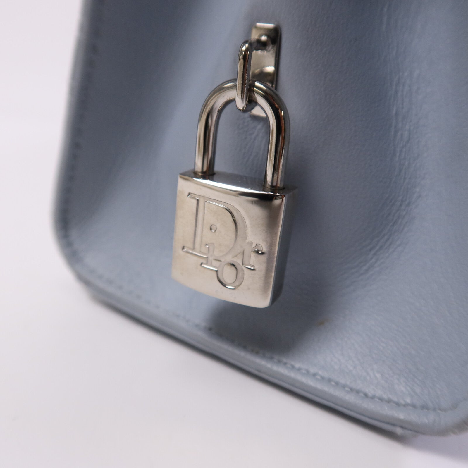 Dior 牛皮皮革Lady D-Joy銀扣肩背袋