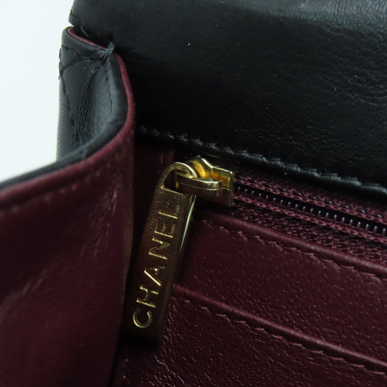 CHANEL 【清倉大減價】菱格羊皮皮革Classic Chain Shoulder金扣鏈帶肩背袋黑色
