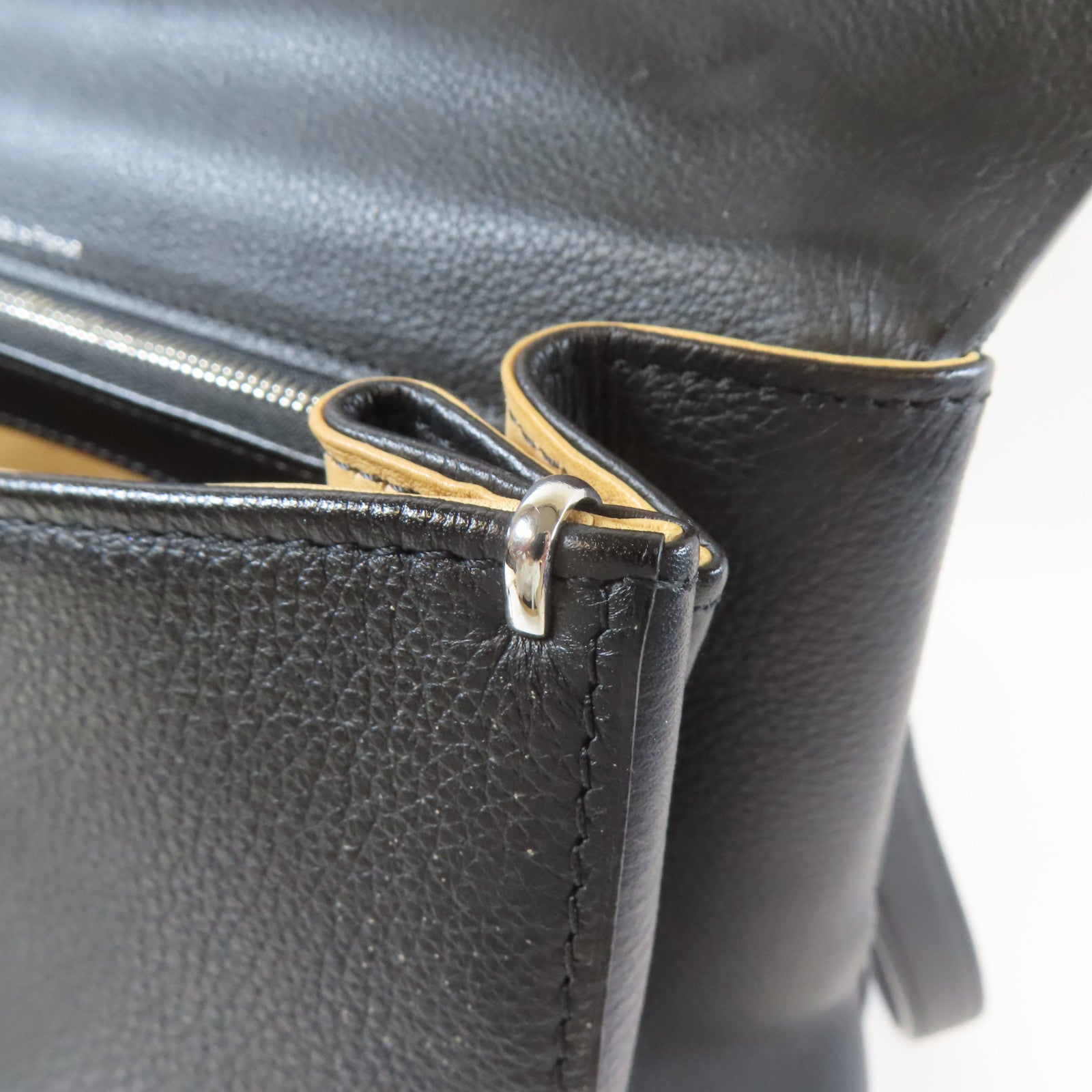 Delvaux 牛皮皮革Delaux Brillant MM銀扣手挽肩背兩用袋黑色
