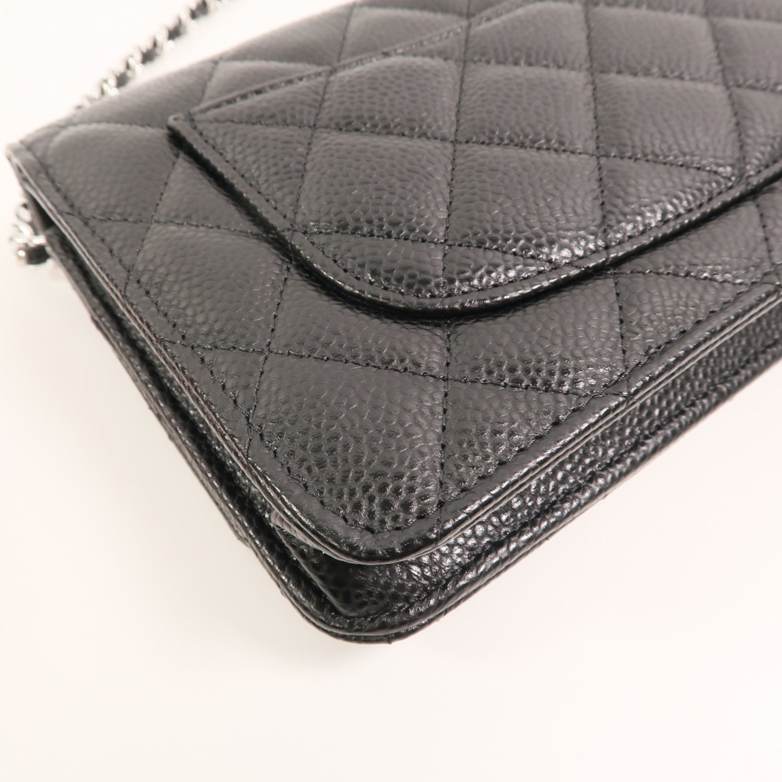 CHANEL 牛皮皮革WOC Wallet On Chain鏈帶肩背袋