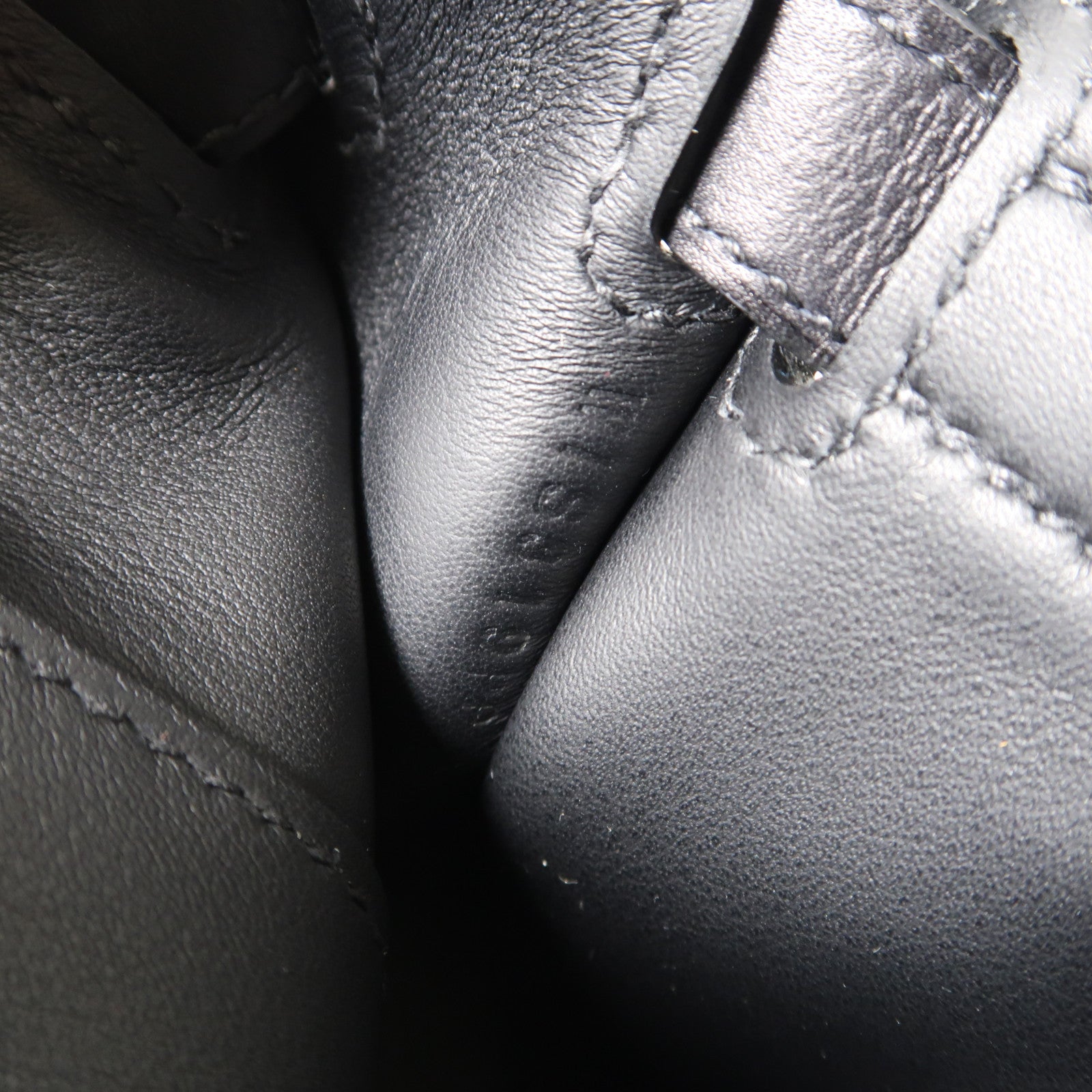 HERMES 【激減優惠】Evergrain皮革Mini Jypsiere金扣肩背袋黑色