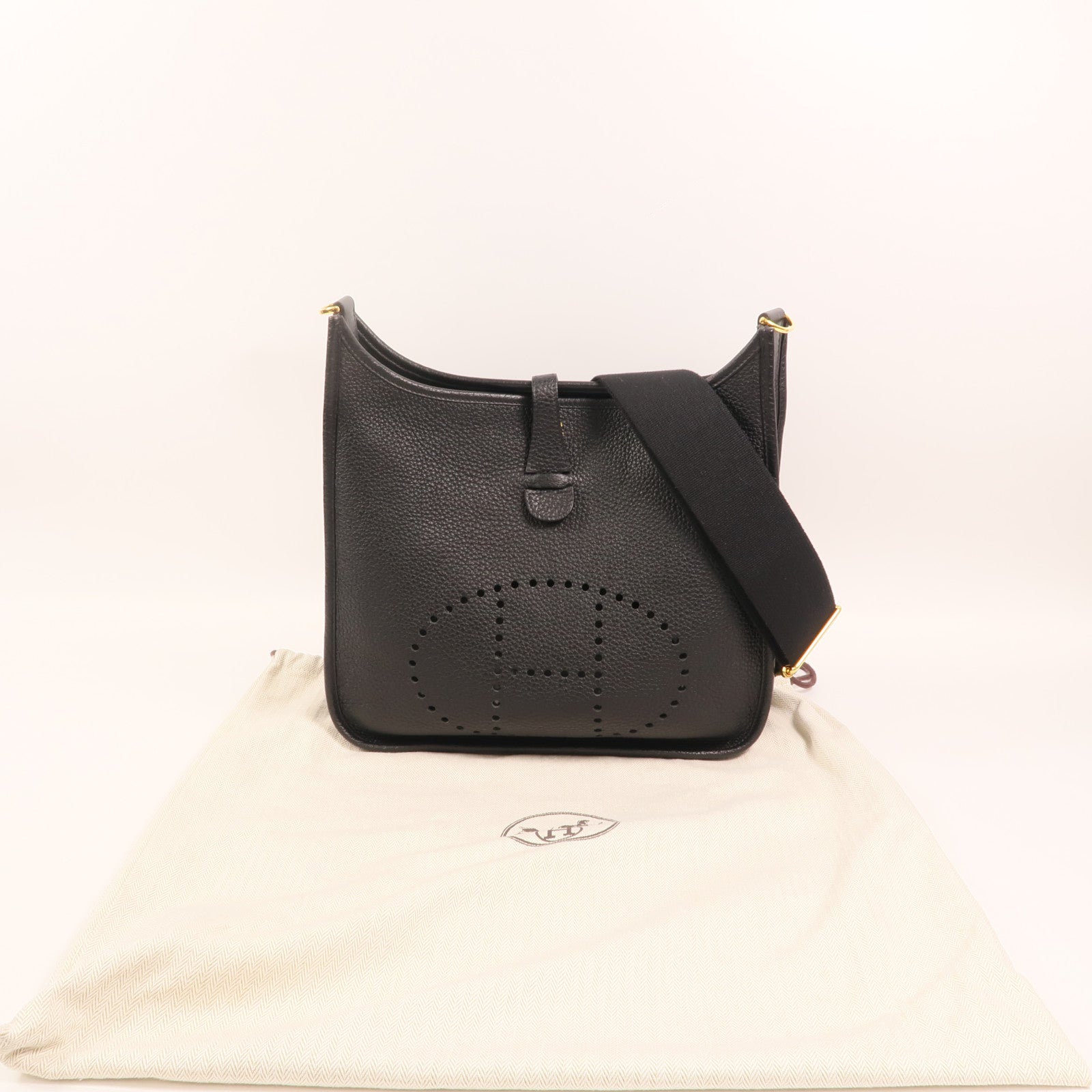 HERMES Clemence皮革Evelyne PM金扣肩背袋Noir