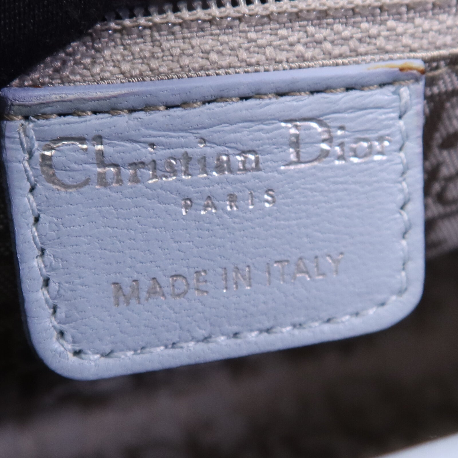 Dior 牛皮皮革Lady D-Joy銀扣肩背袋