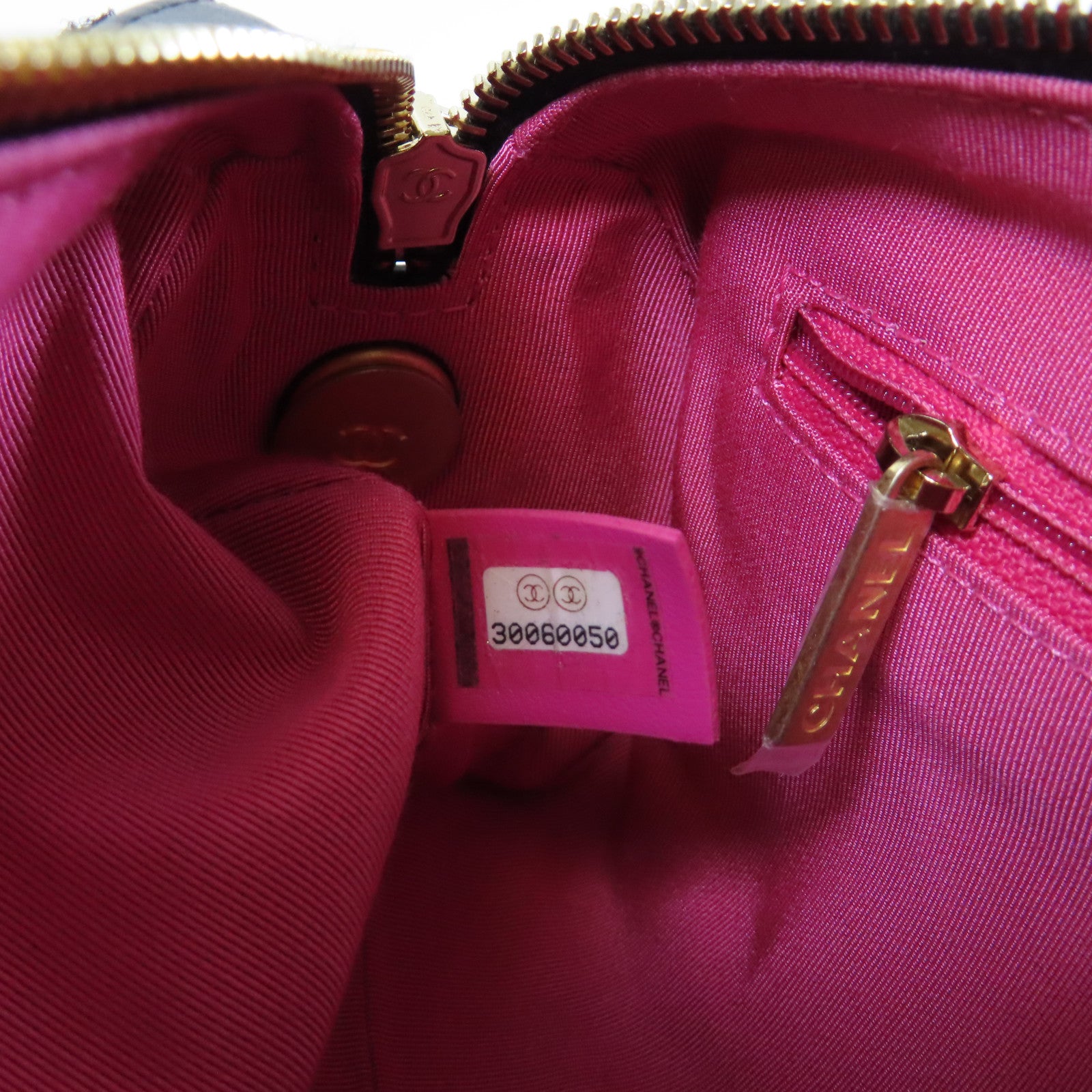 CHANEL **【激減優惠】斜紋軟呢Shoulder Bag金扣鏈帶肩背袋黑色/白色/粉紅色