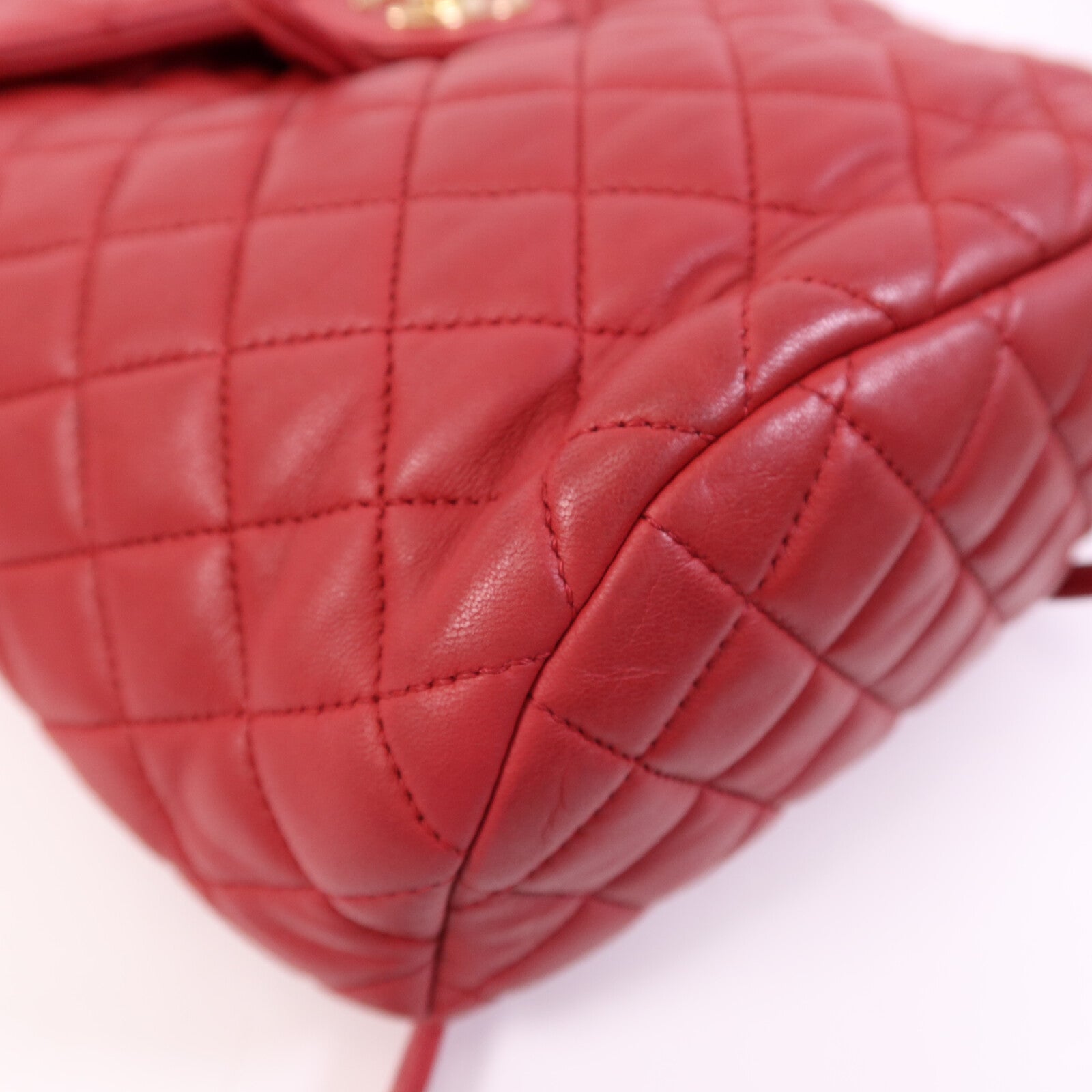 CHANEL 【激減優惠】羊皮皮革Backpack金扣鏈帶背包