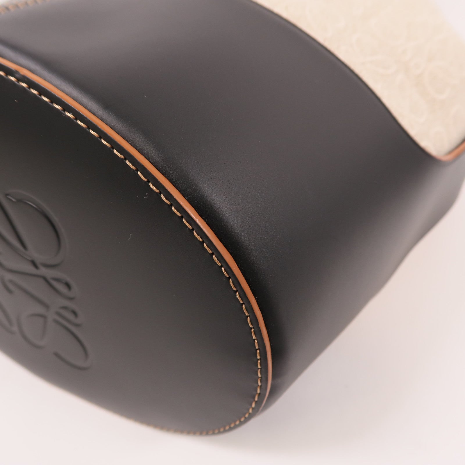 LOEWE 帆布/牛皮皮革Balloon Medium銀扣手挽肩背兩用袋