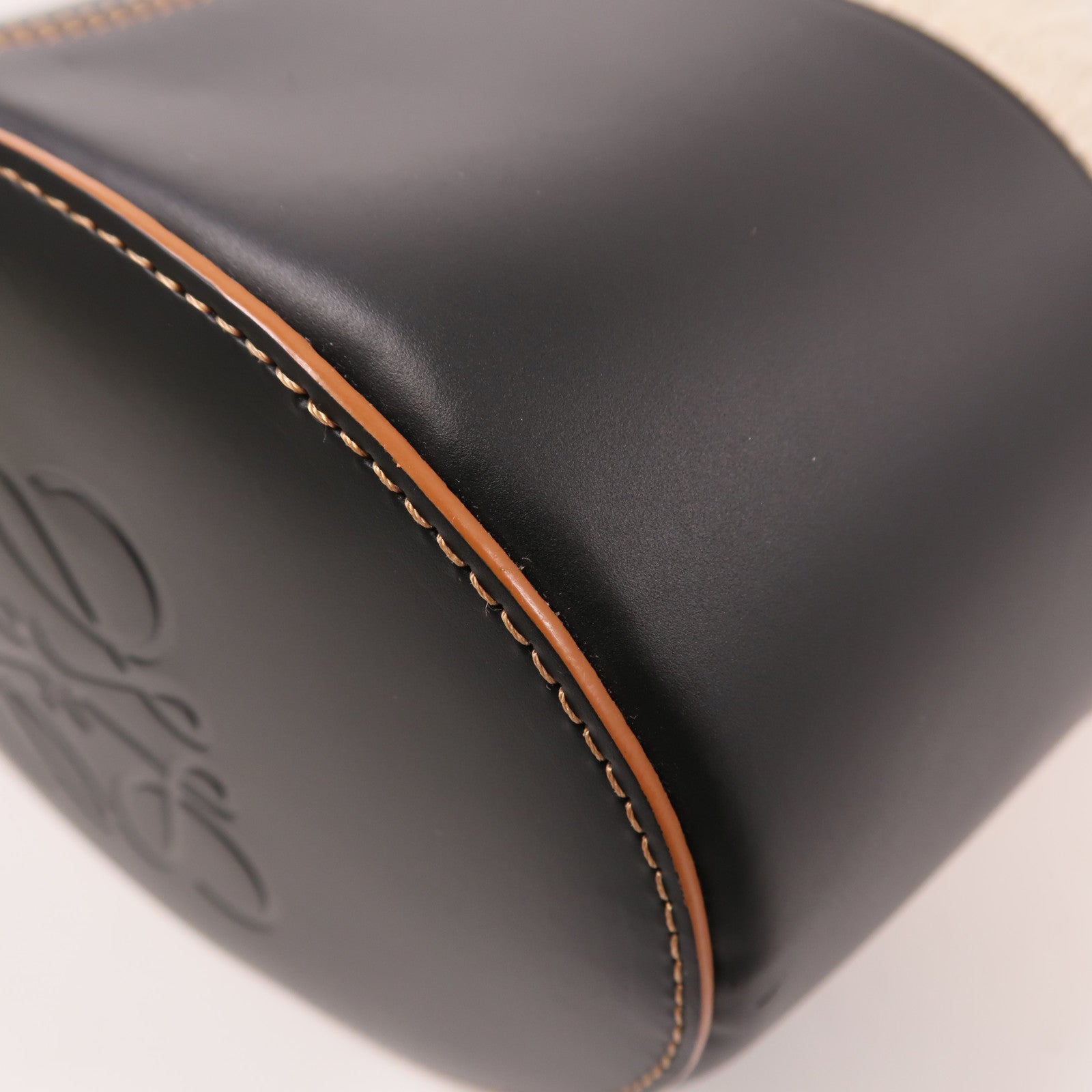 LOEWE 帆布/牛皮皮革Balloon Medium銀扣手挽肩背兩用袋