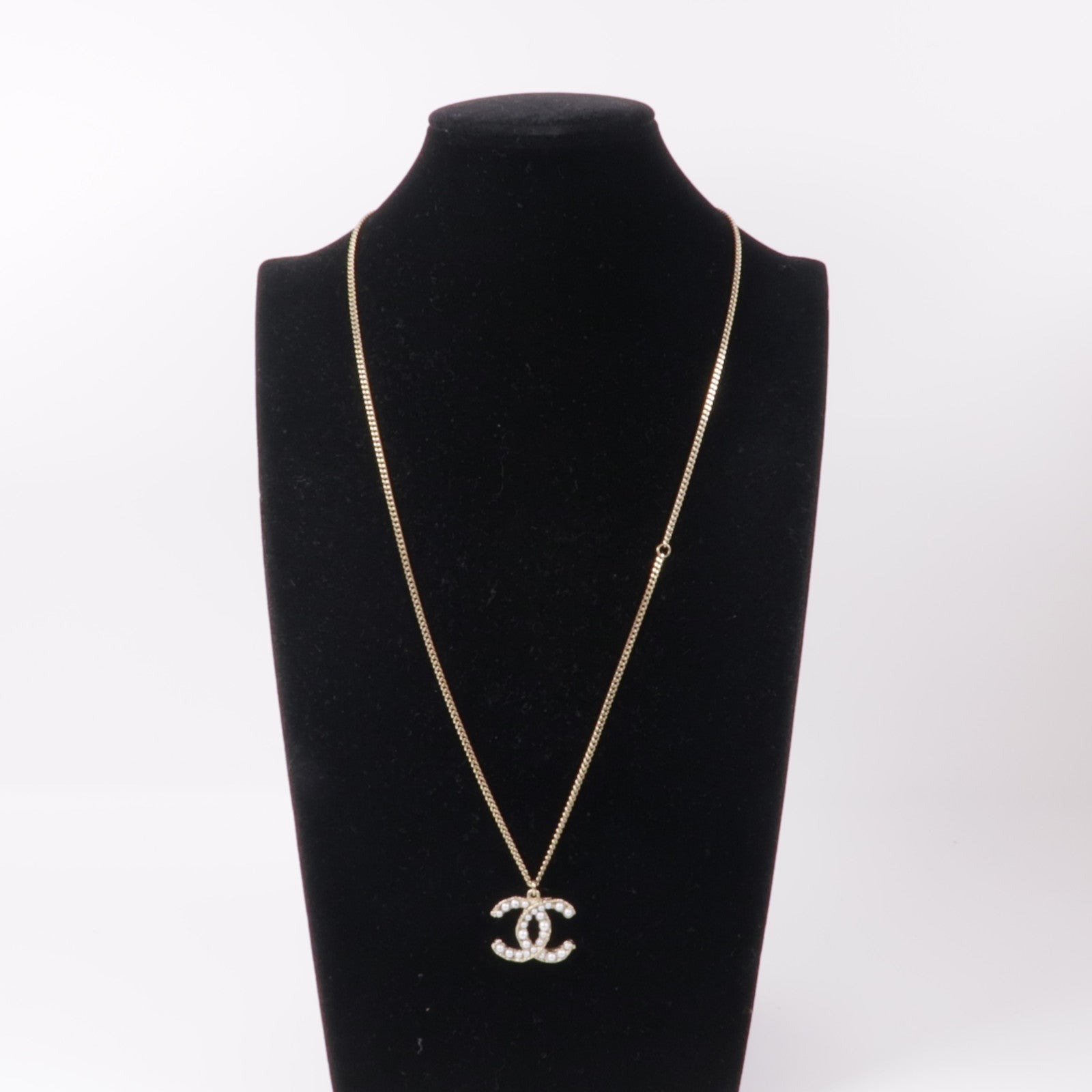 CHANEL CC GHW Necklace Metal Gold