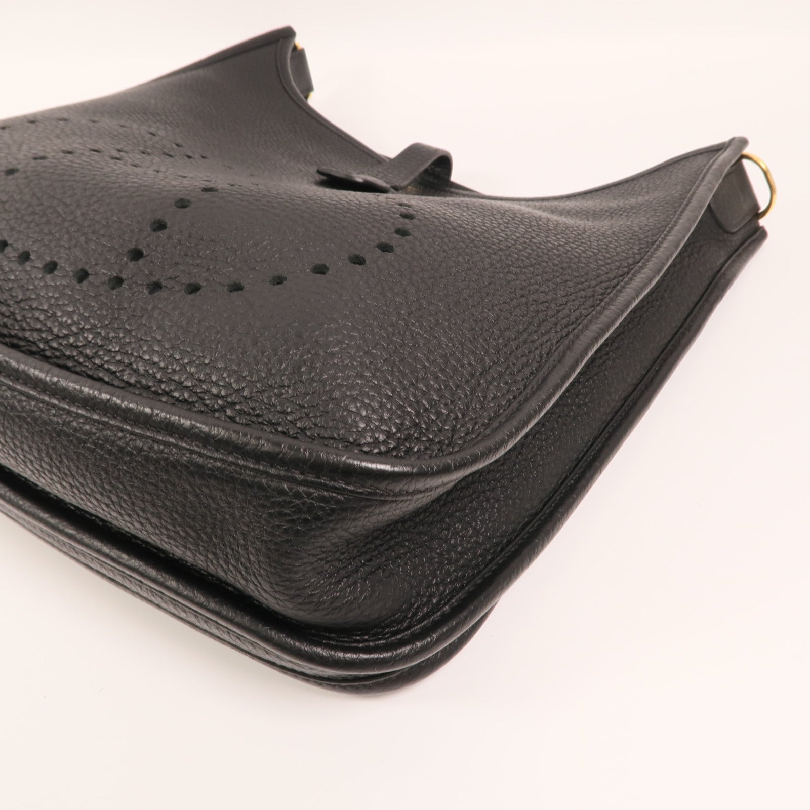 HERMES Clemence皮革Evelyne PM金扣肩背袋Noir