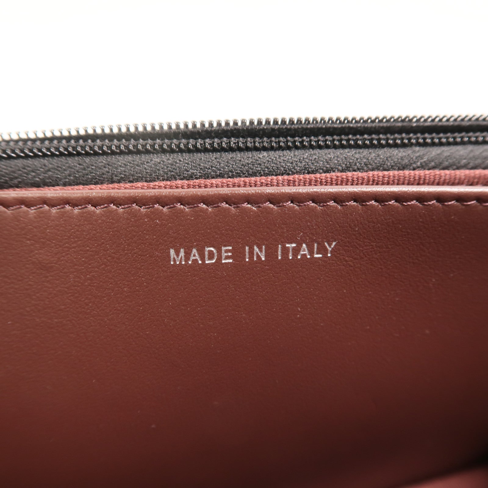 CHANEL 牛皮皮革WOC Wallet On Chain鏈帶肩背袋
