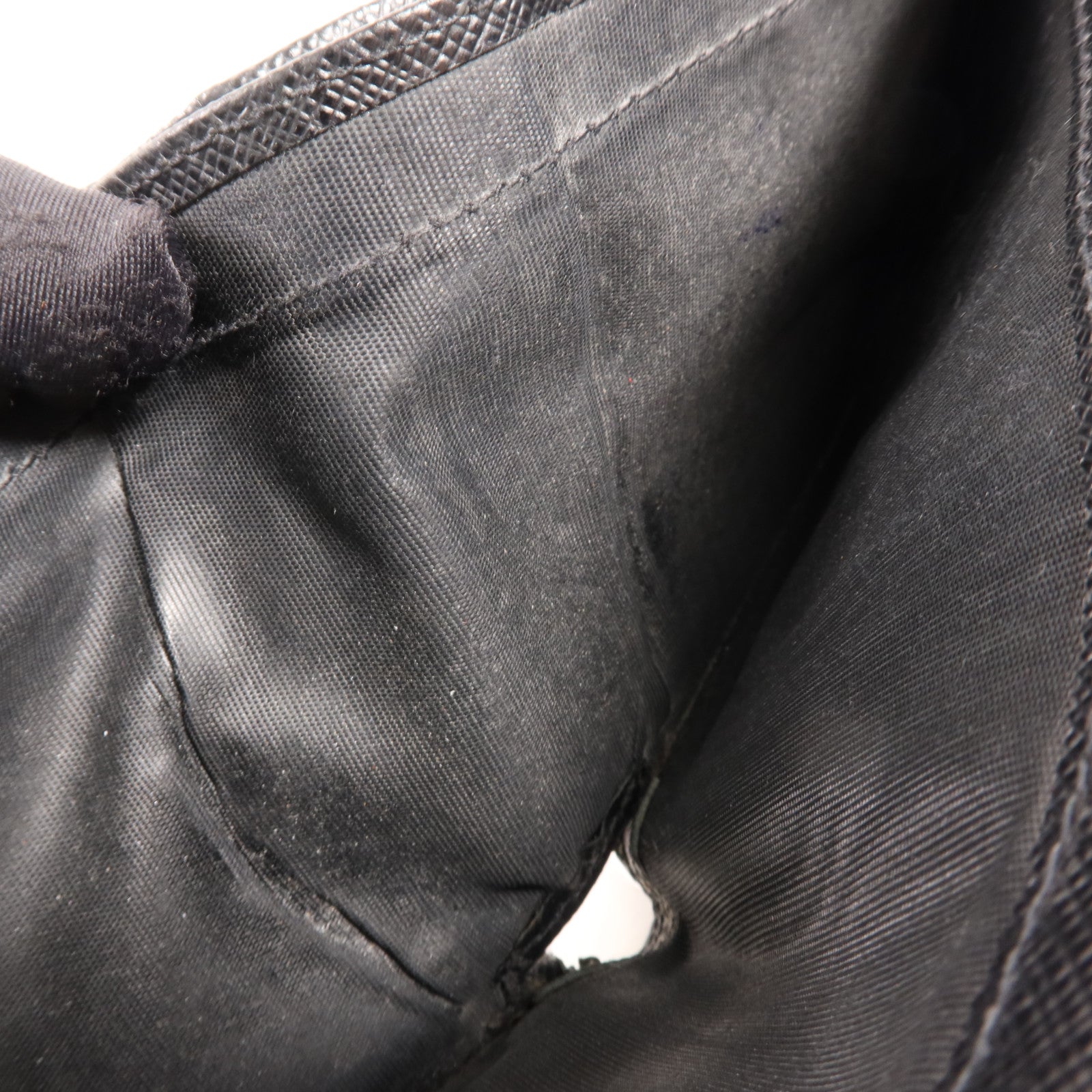 PRADA 牛皮皮革Wallet銀扣錢包