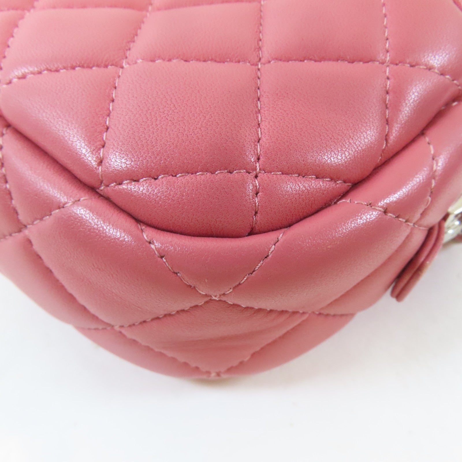 CHANEL 【激減優惠】菱格羊皮皮革Camera Bag銀扣鏈帶肩背袋粉紅色
