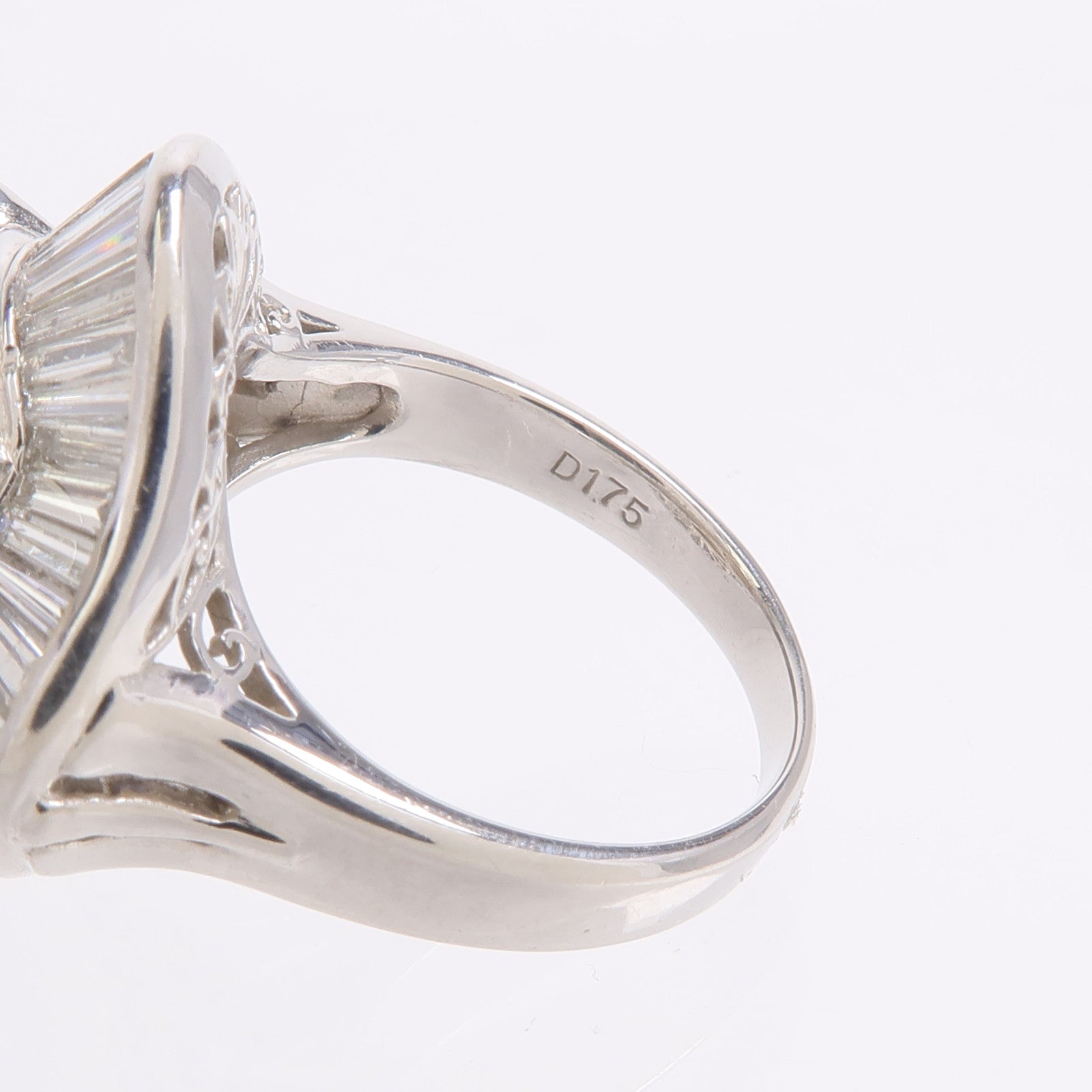 JEWELRY PT900鉑金Pearl Diamond Ring珍珠鑽石戒指