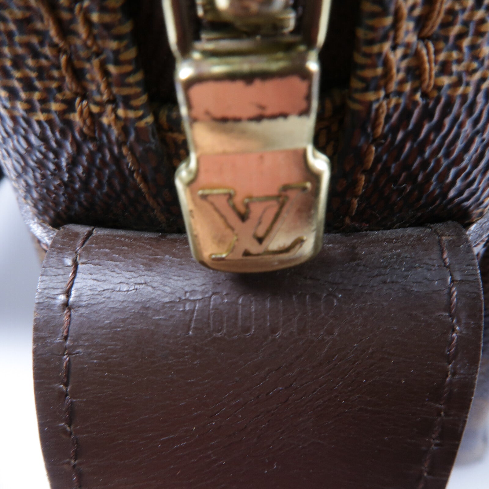 LOUIS VUITTON Damier Naviglio肩背袋