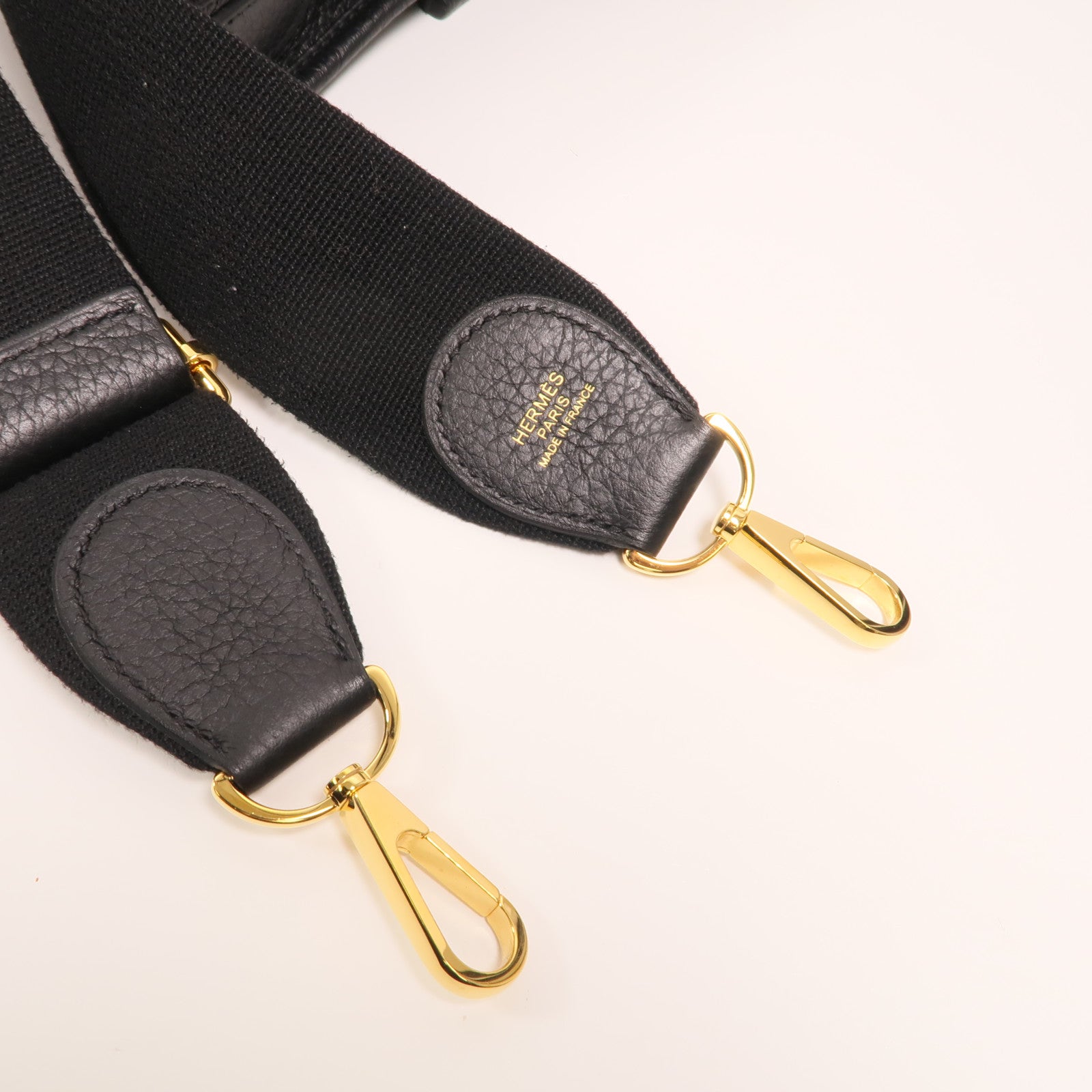 HERMES Clemence皮革Evelyne PM金扣肩背袋Noir