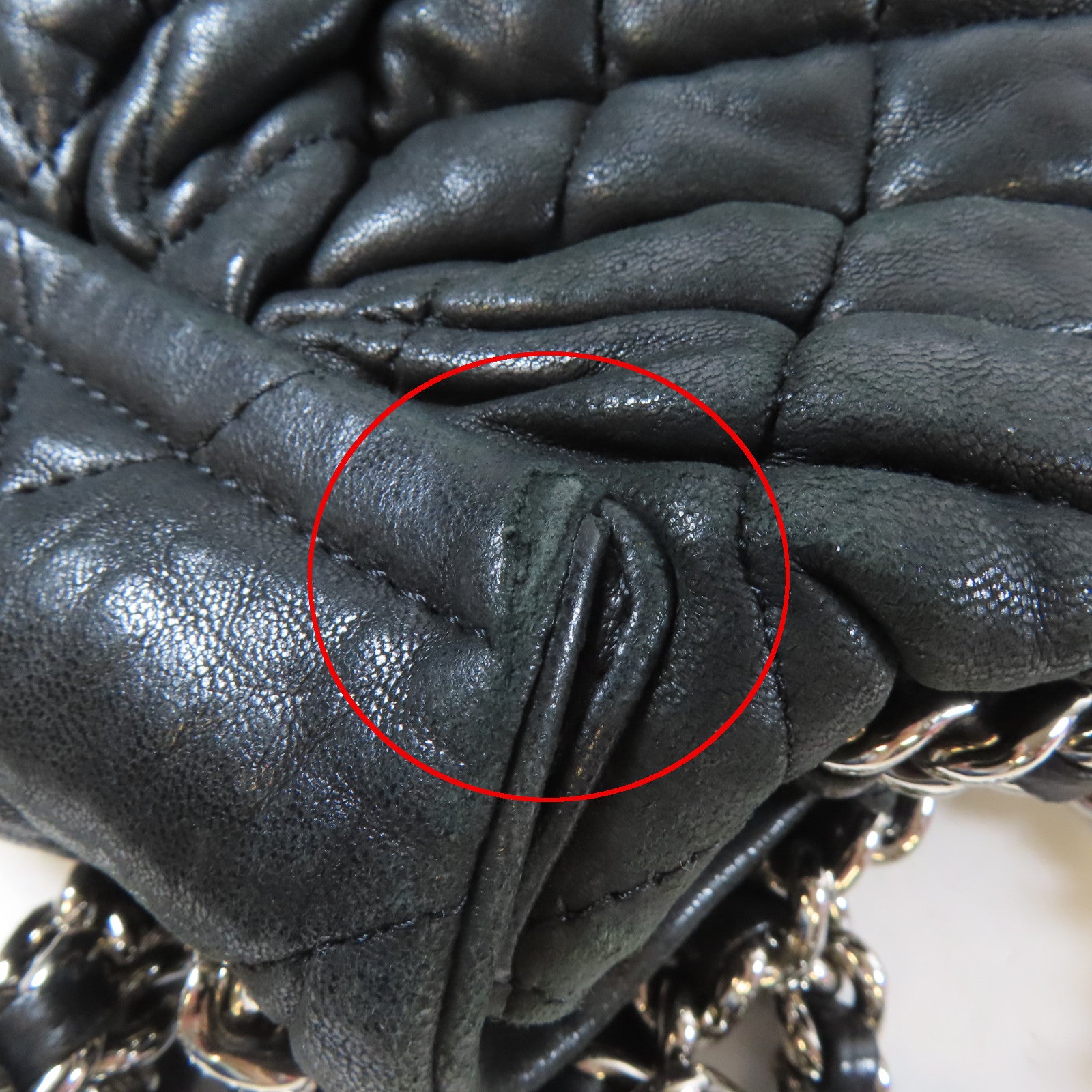 CHANEL 【清倉大減價】菱格牛皮皮革Chain Shoulder鏈帶肩背袋黑色