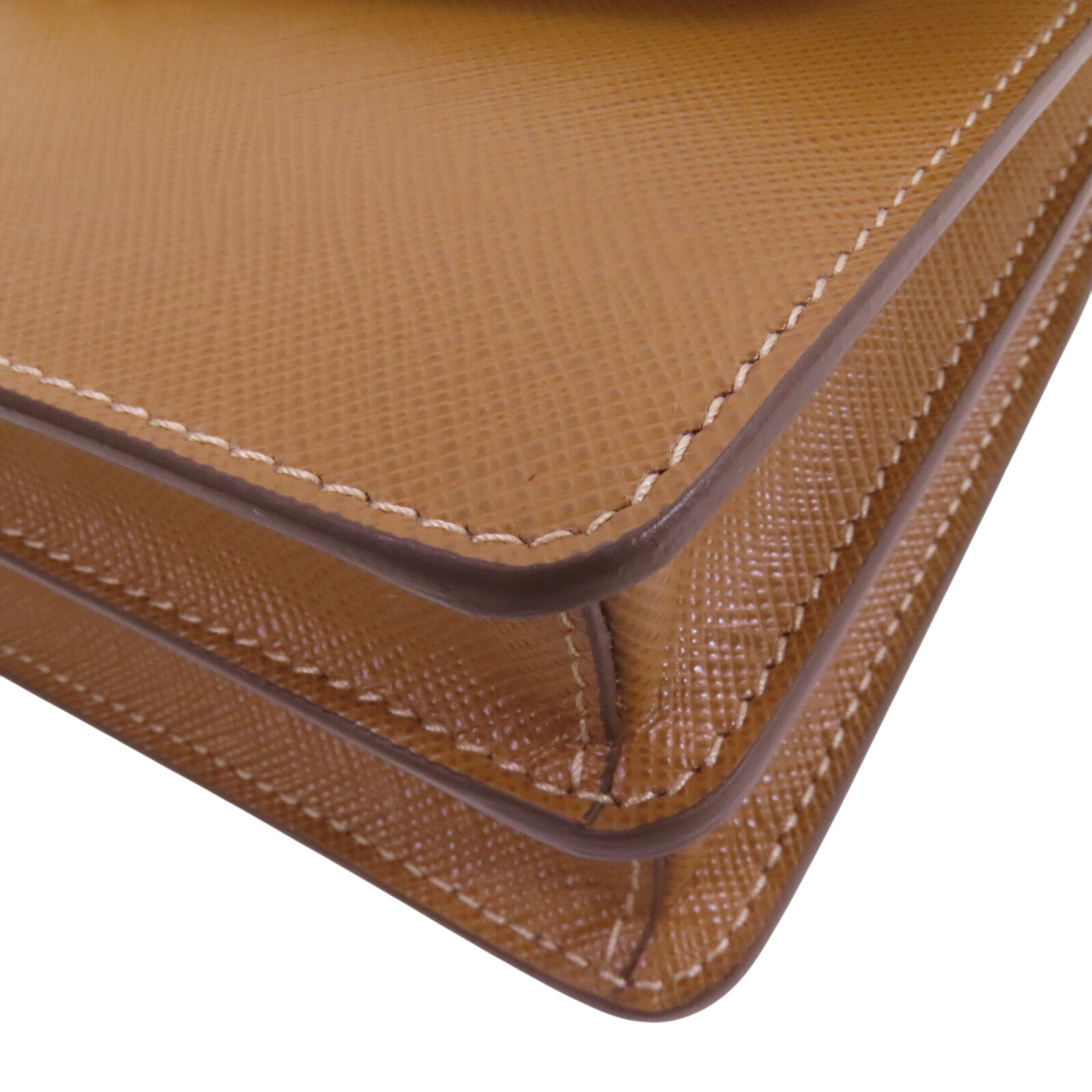 PRADA Saffiano皮革Mini Saffiano金扣肩背袋